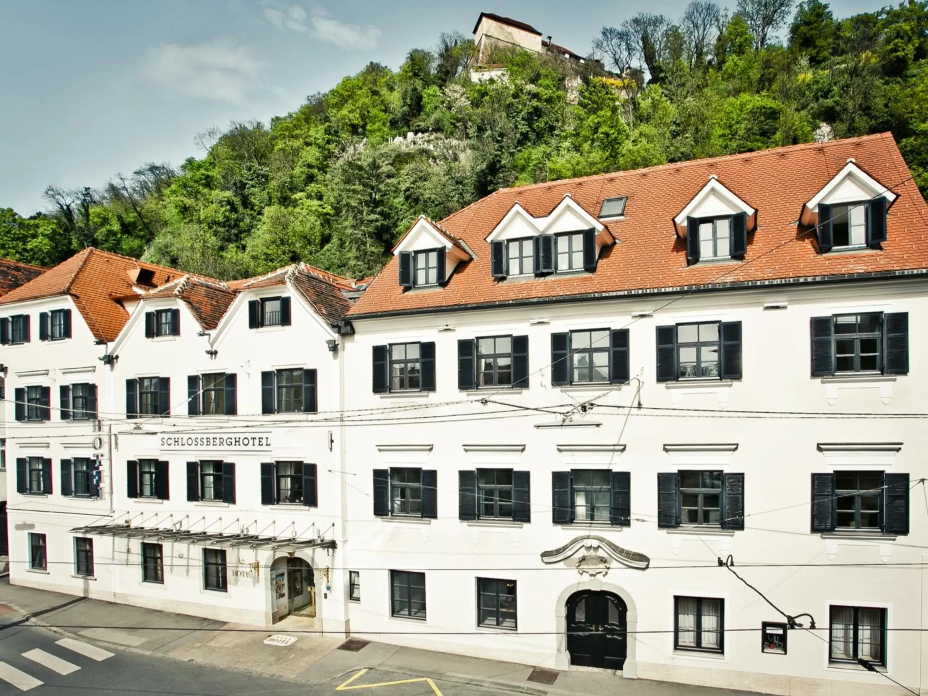 Property Building in Schlossberghotel - Das Kunsthotel