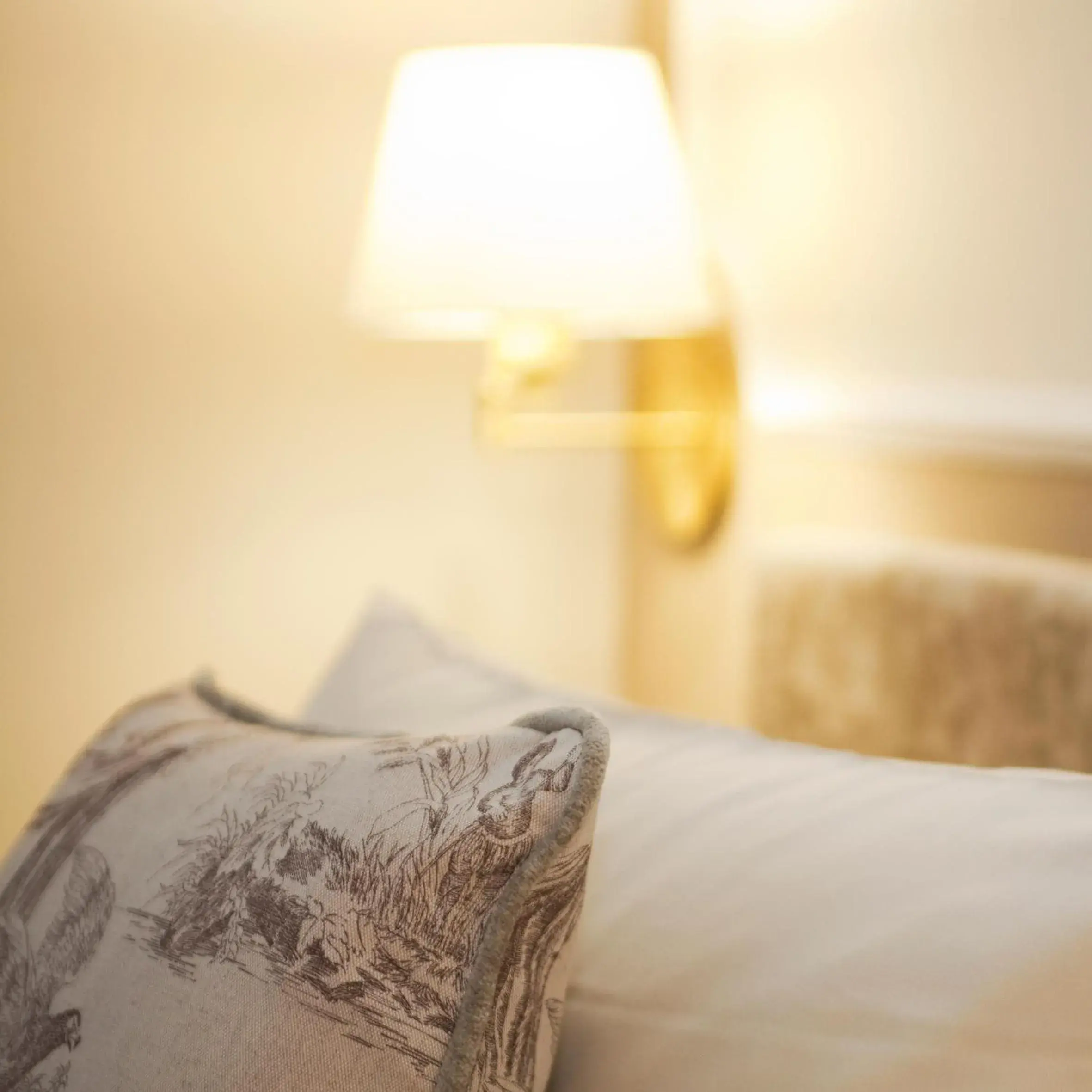 Decorative detail, Bed in Gildors Hotel