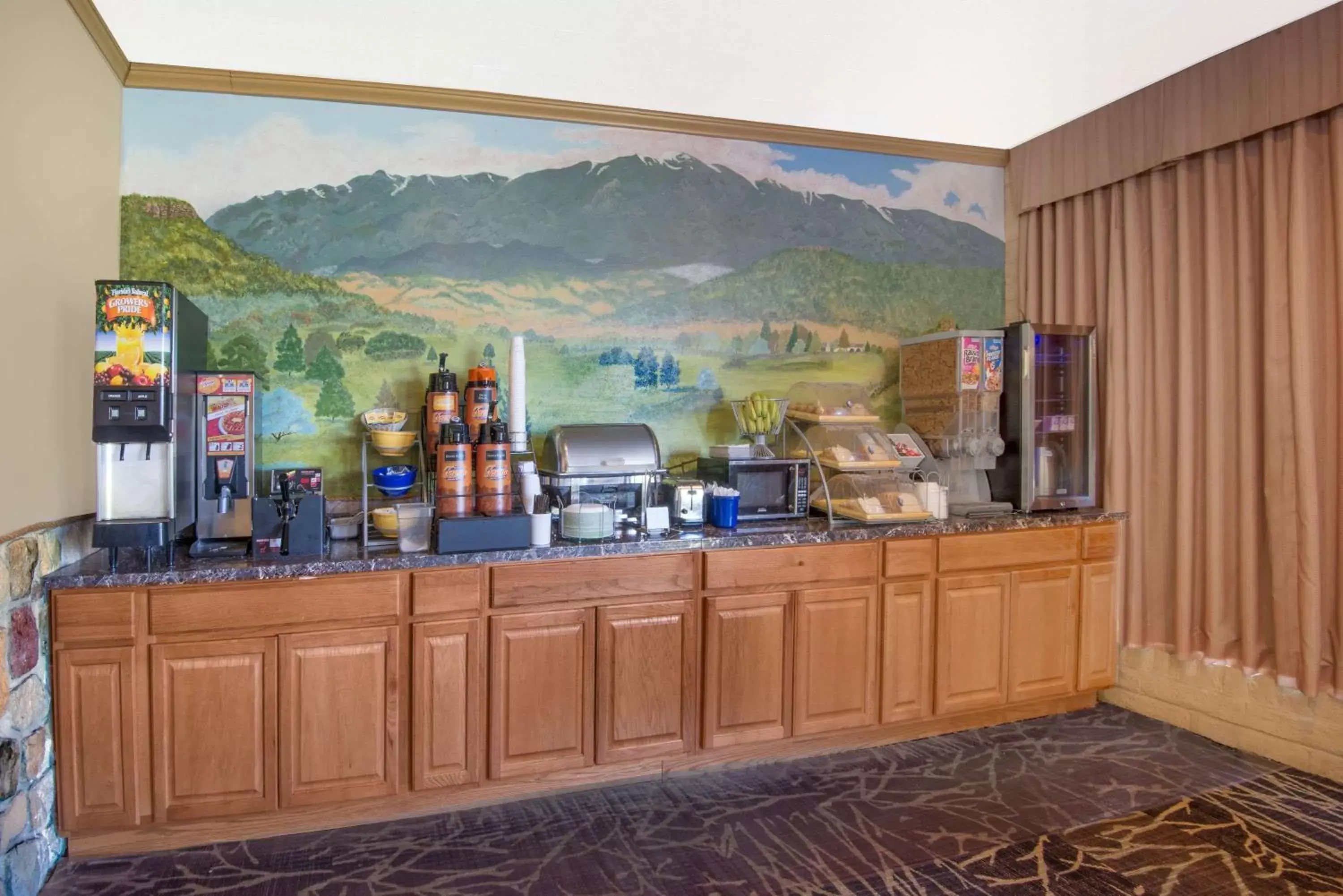 Restaurant/places to eat in Days Inn by Wyndham Colorado City
