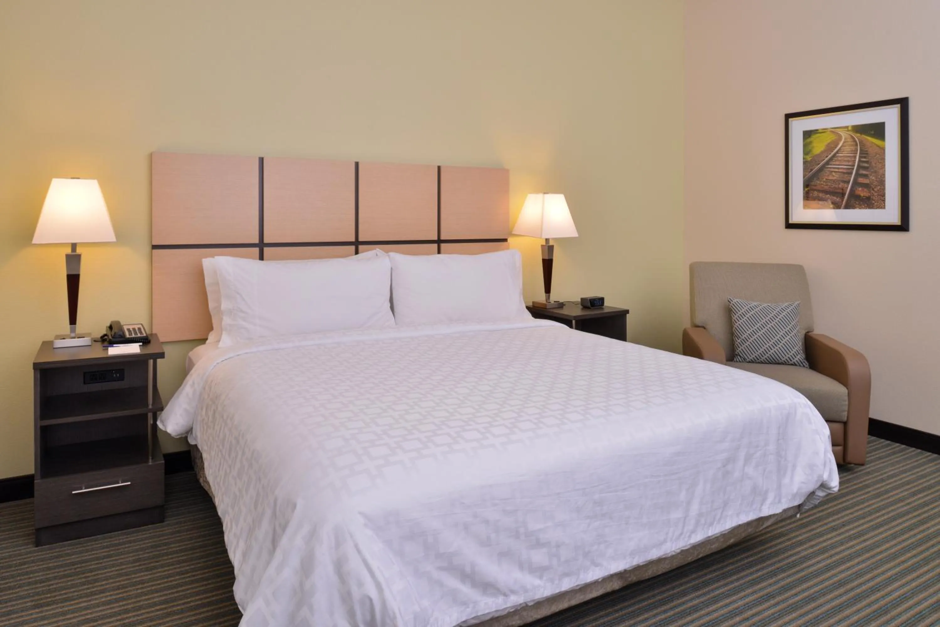 Photo of the whole room, Bed in Candlewood Suites - Austin Airport by IHG