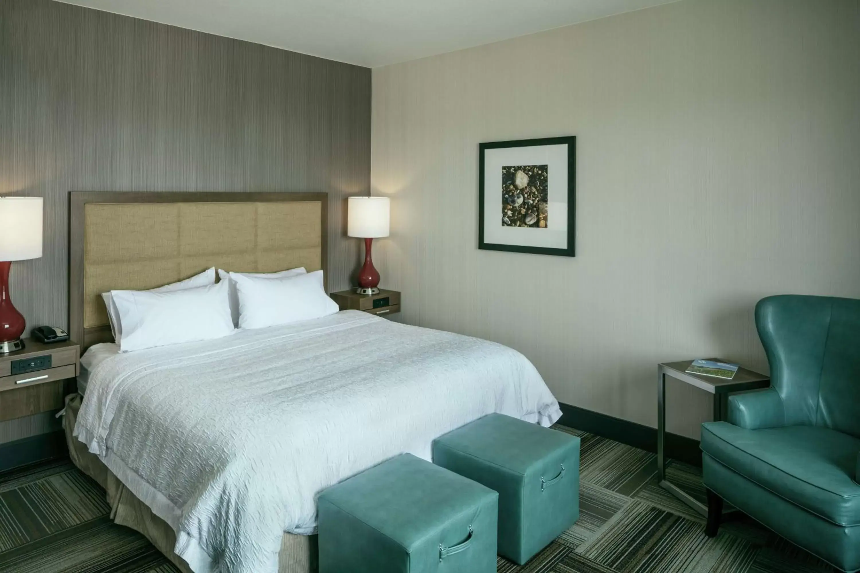 Bed in Hampton Inn & Suites Arroyo Grande