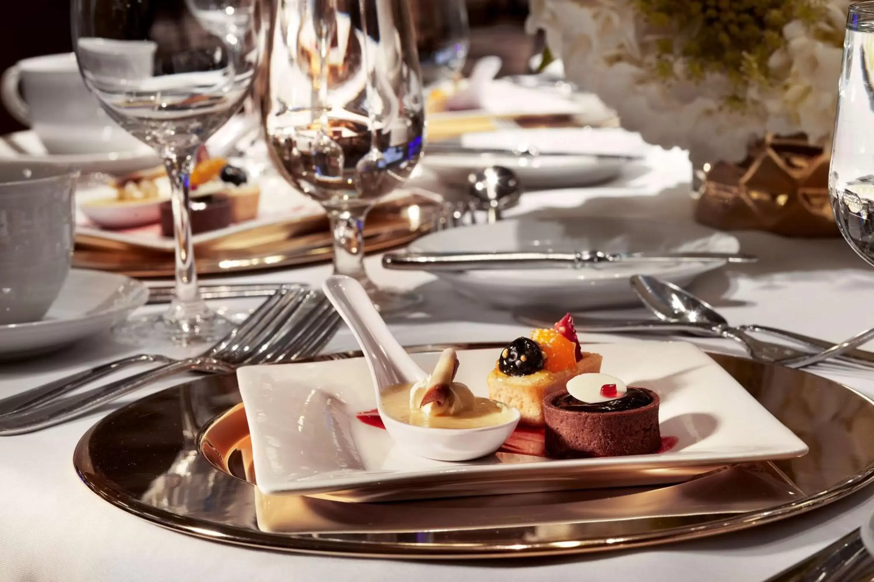 Restaurant/places to eat in Hilton Denver City Center Restaurant/places to eat in Hilton Denver City Center