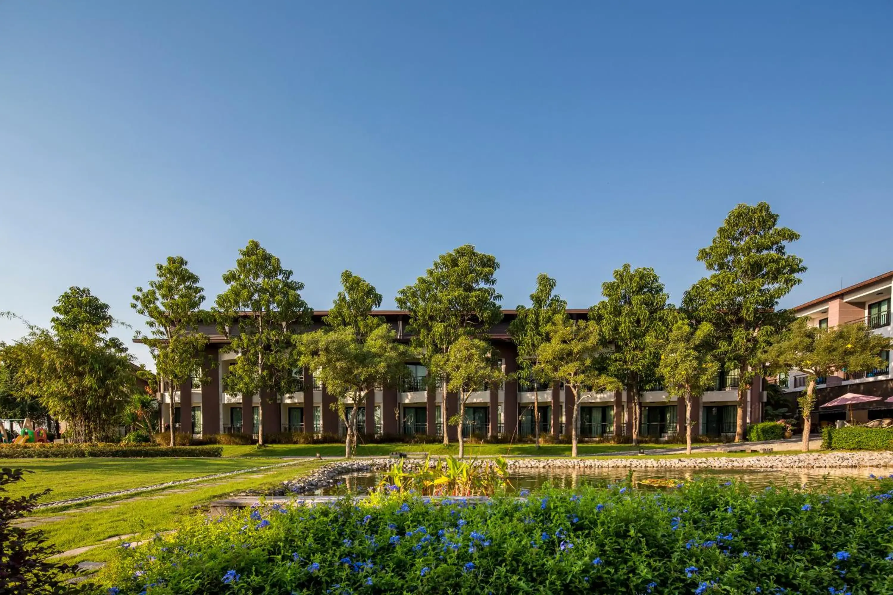 Garden, Property Building in i Tara Resort & Spa