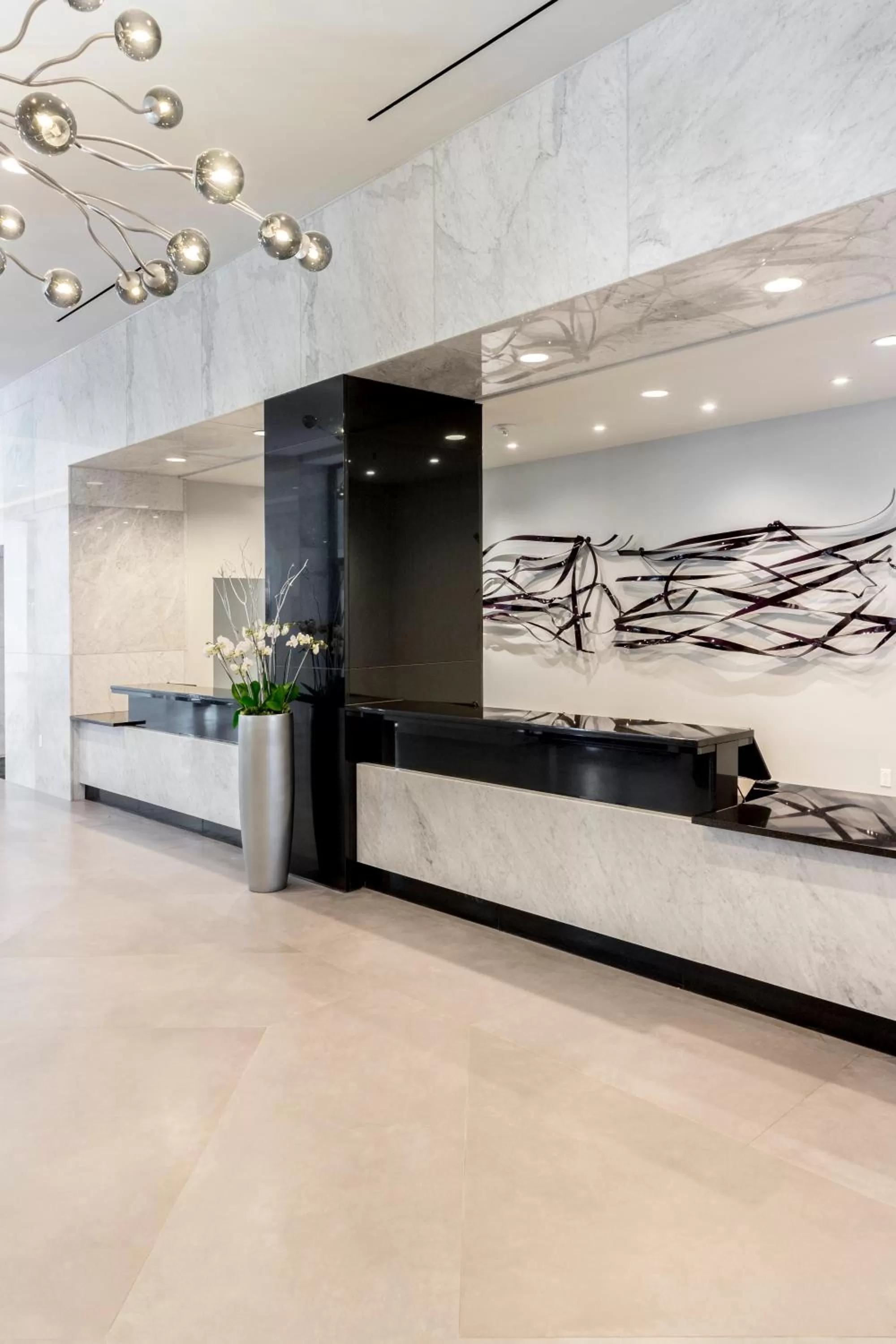 Lobby or reception in The Jung Hotel and Residences