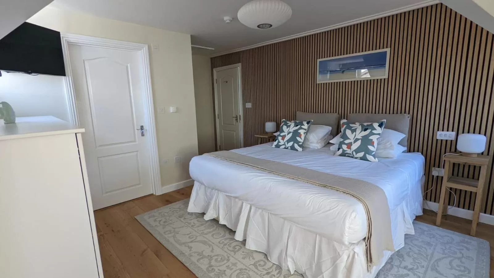 Bed in Beach Lodge