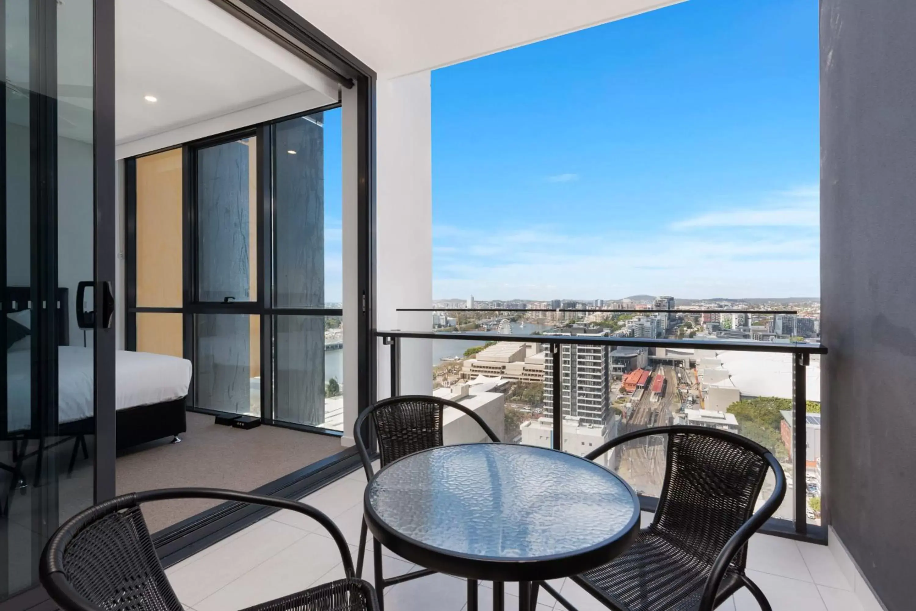 Balcony/Terrace in Hope Street Apartments by CLLIX