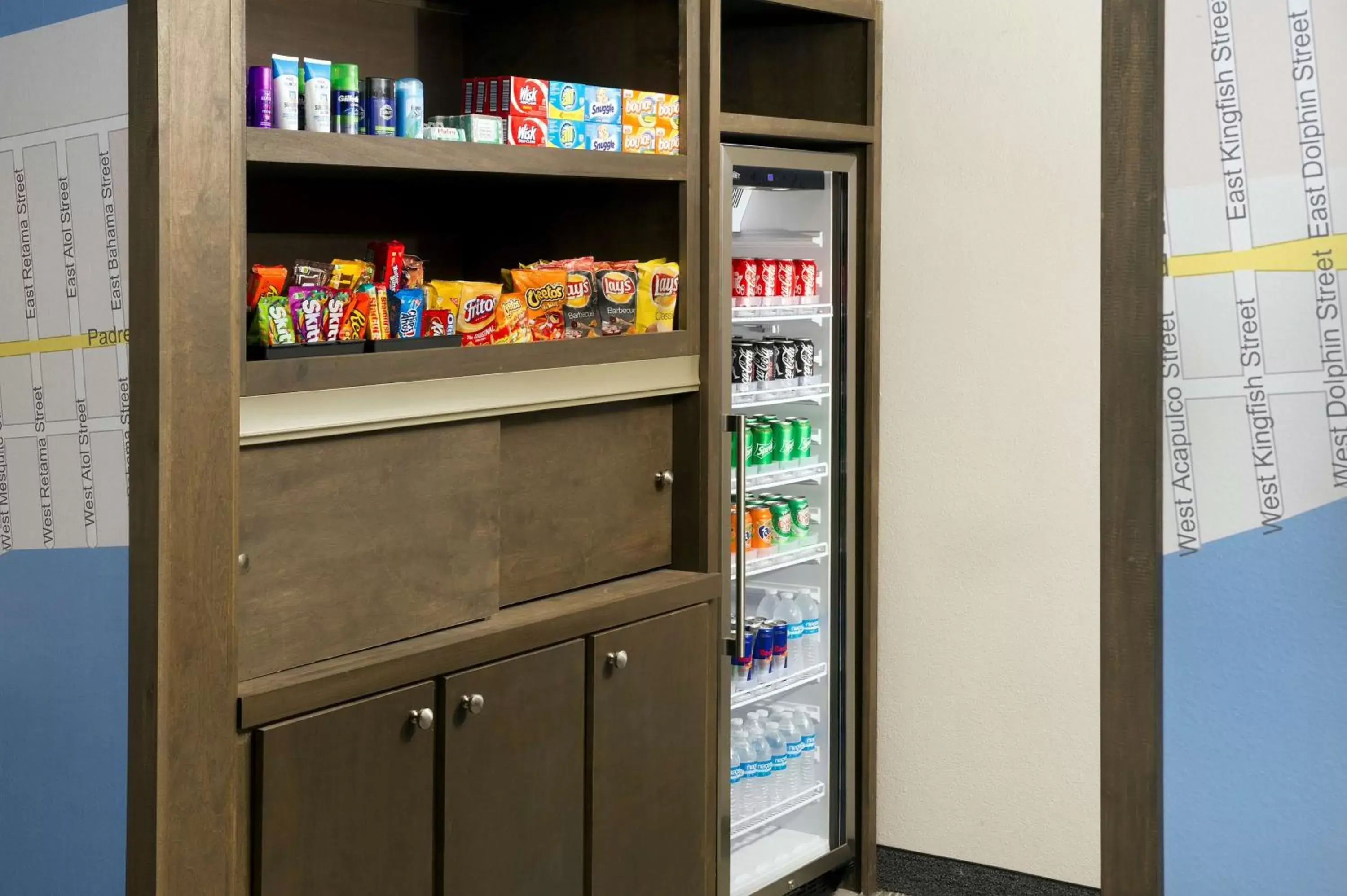 Lobby or reception, Supermarket/Shops in Best Western Beachside Inn