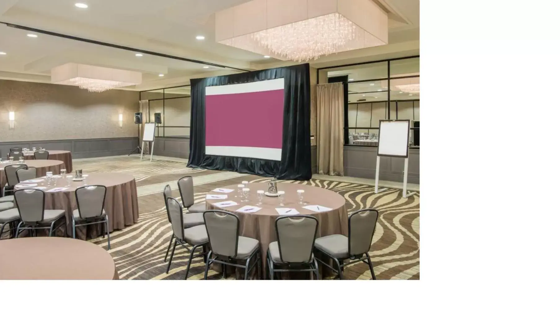 Meeting/conference room, Banquet Facilities in Crowne Plaza Suffern-Mahwah, an IHG Hotel