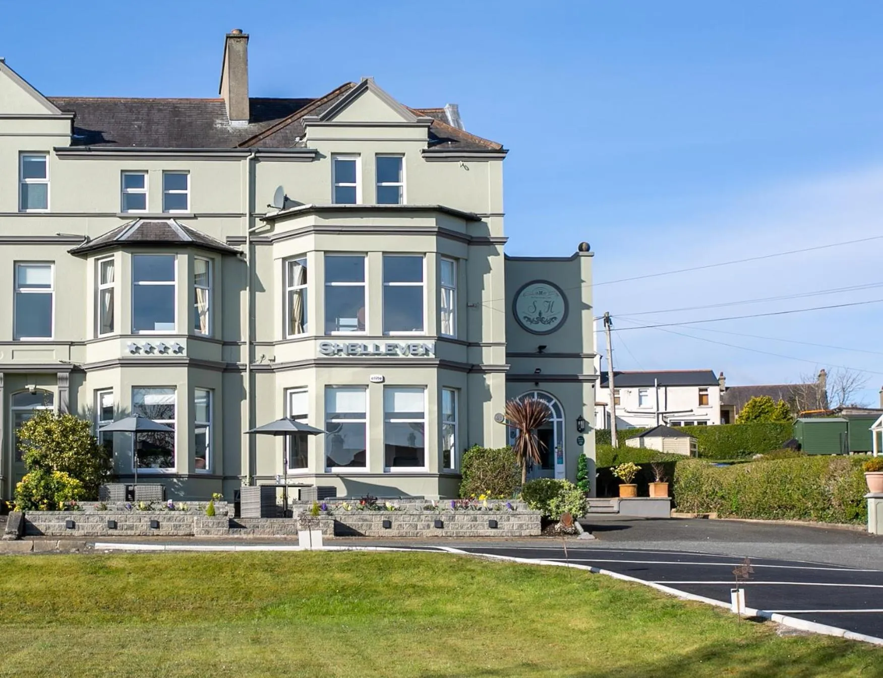 Property building in Shelleven Guest House