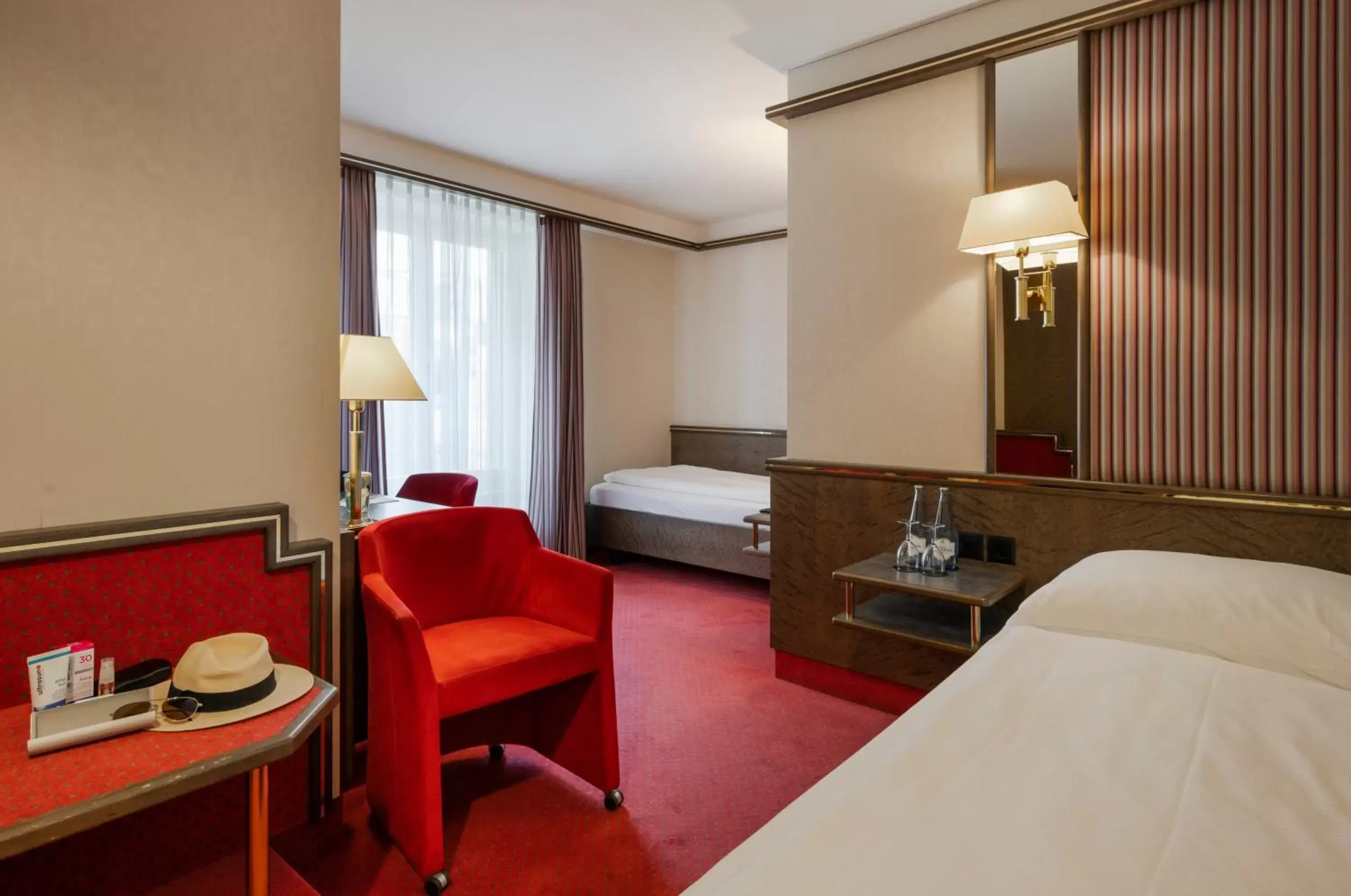 Bedroom in Hotel Monopol Luzern
