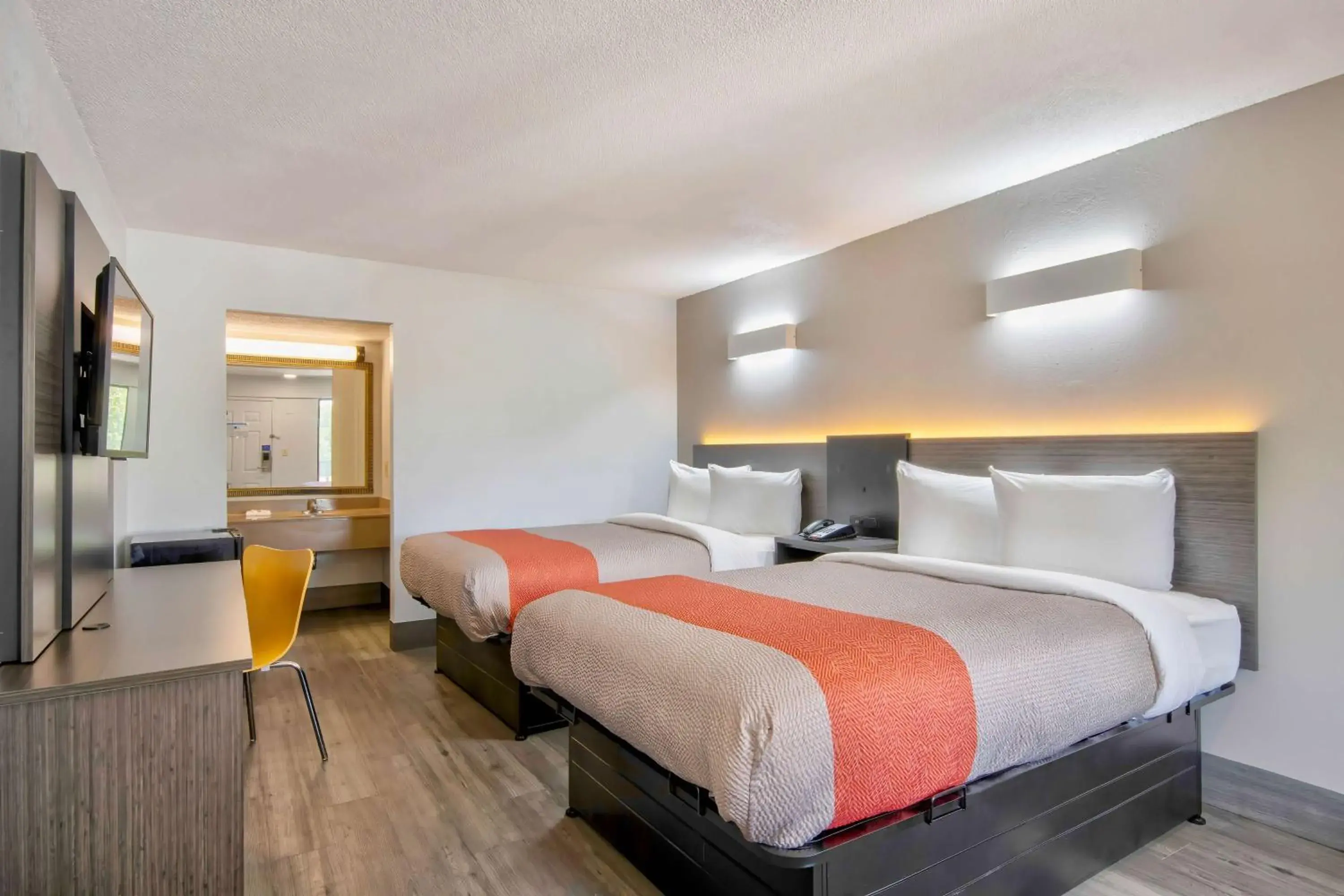 Bedroom, Bed in Motel 6-Lafayette, LA
