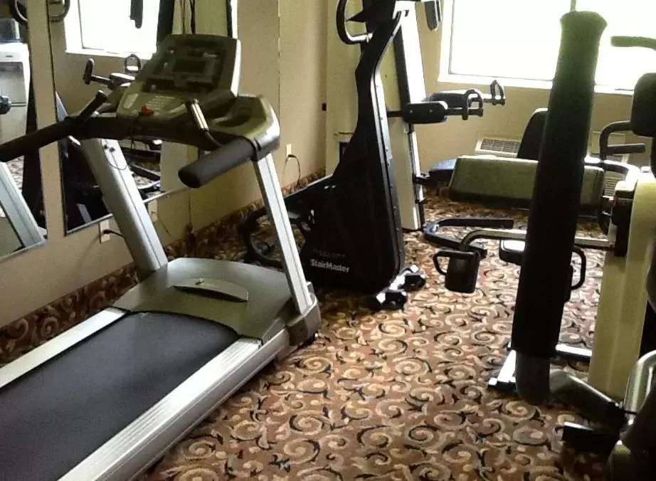 Fitness centre/facilities, Fitness Center/Facilities in Ramada Hotel Ashland-Catlettsburg