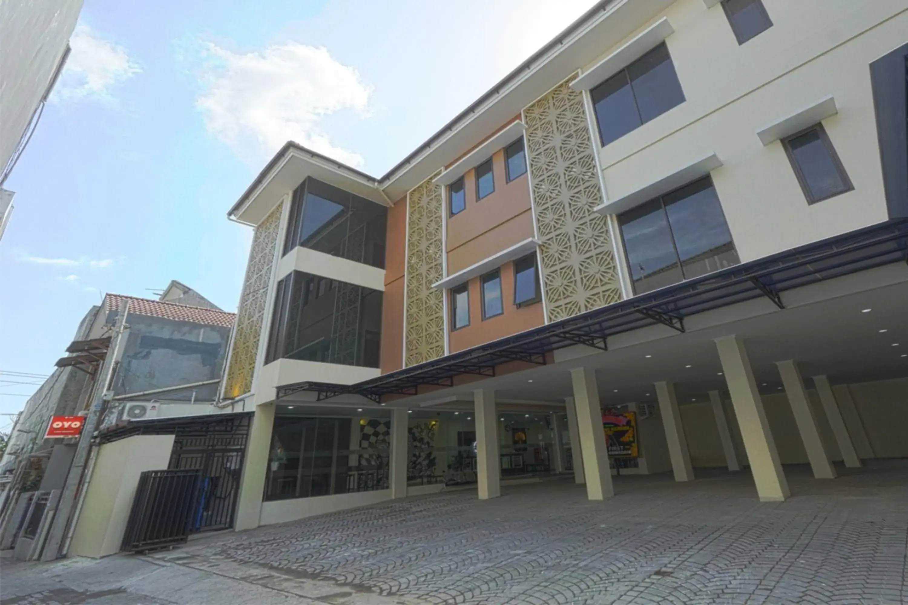 Property Building in OYO 1626 Alena Residence