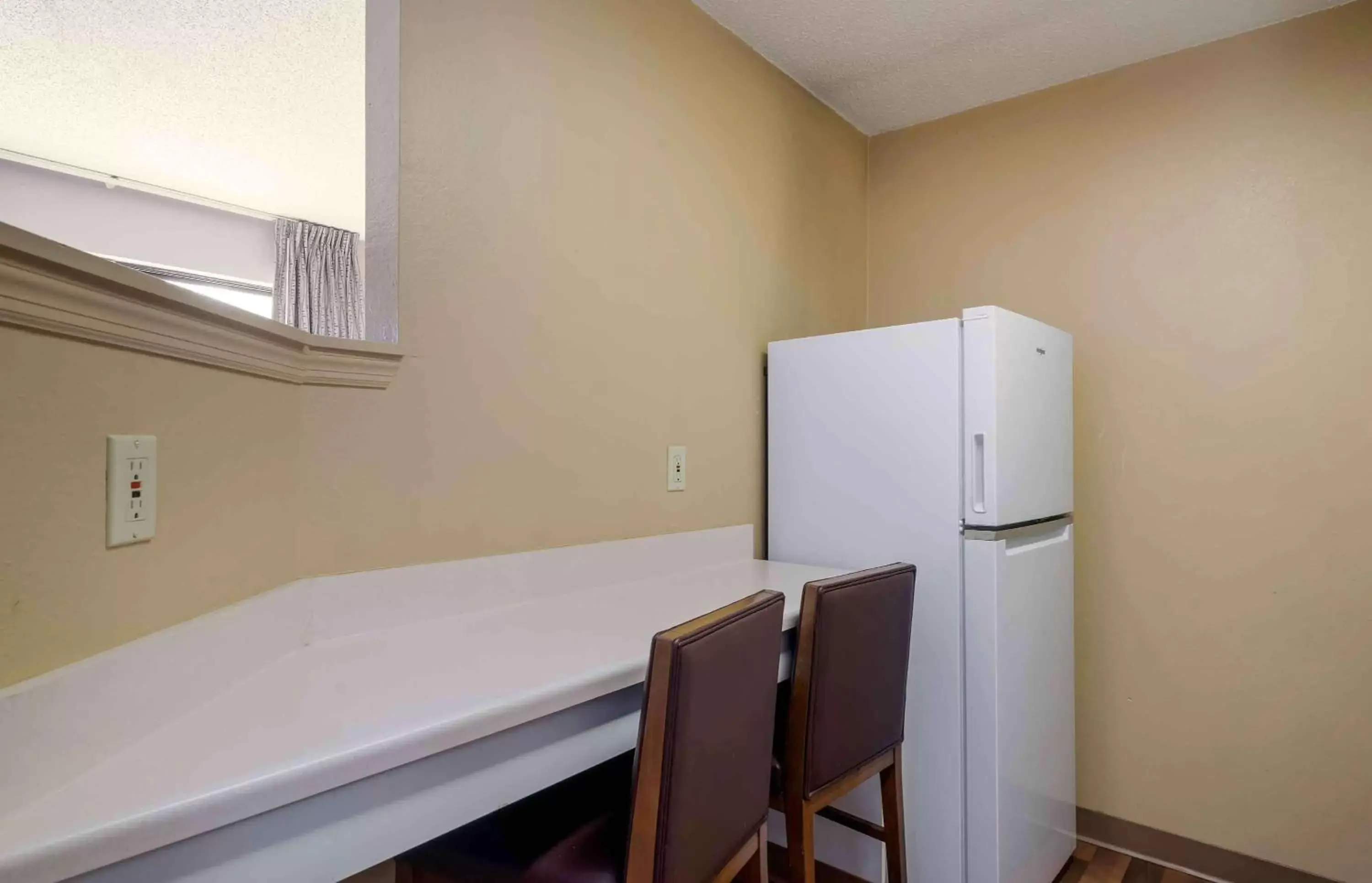 Bedroom in Extended Stay America Suites - Tampa - Airport - Memorial Hwy