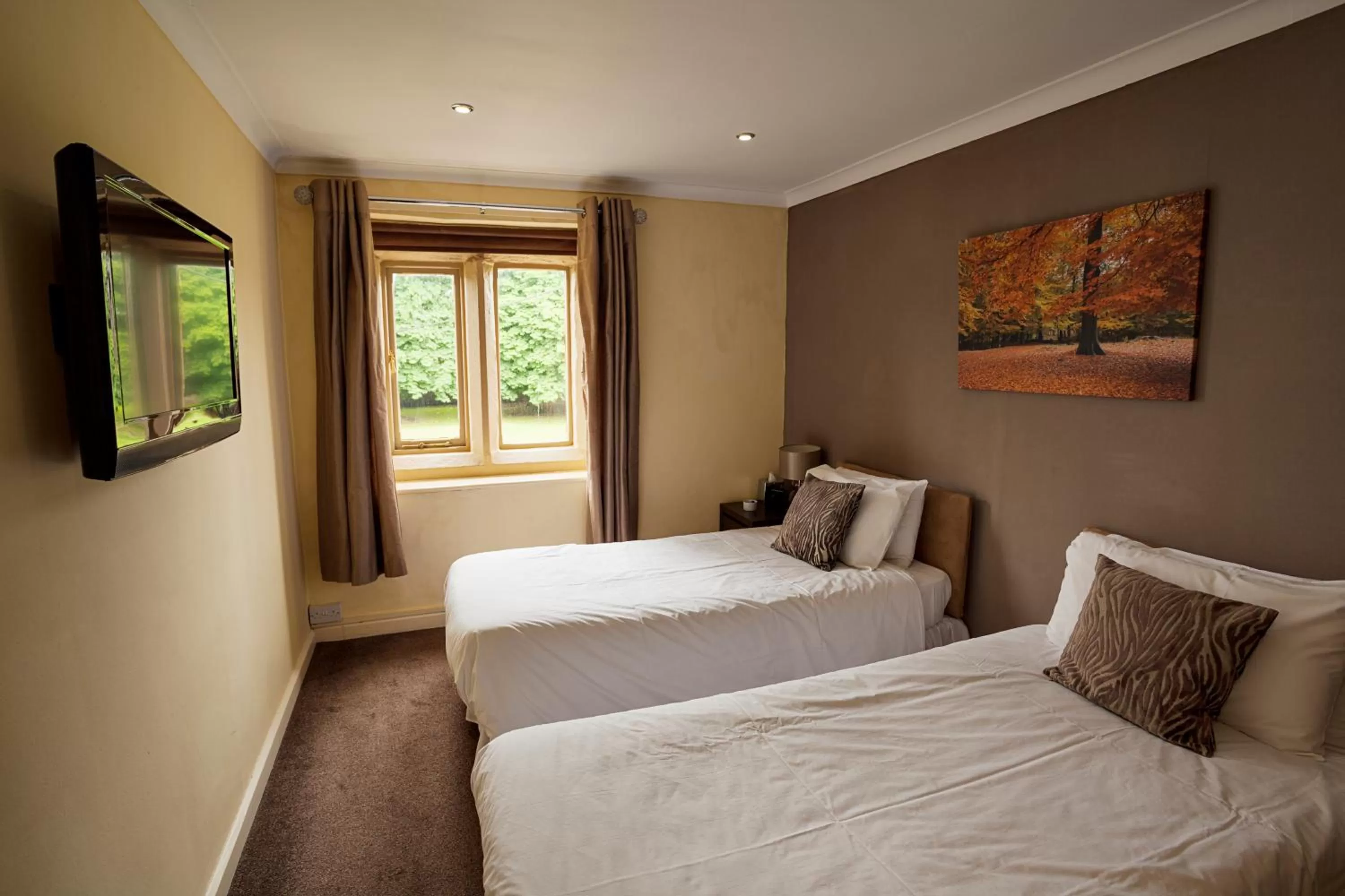 Bed in Walworth Castle Hotel, BW Signature Collection