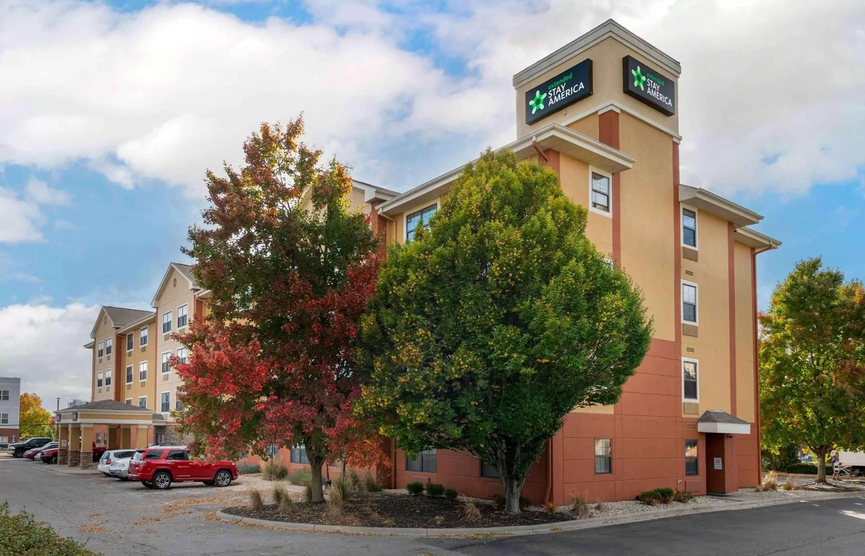 Property Building in Extended Stay America Suites - Columbus - Worthington