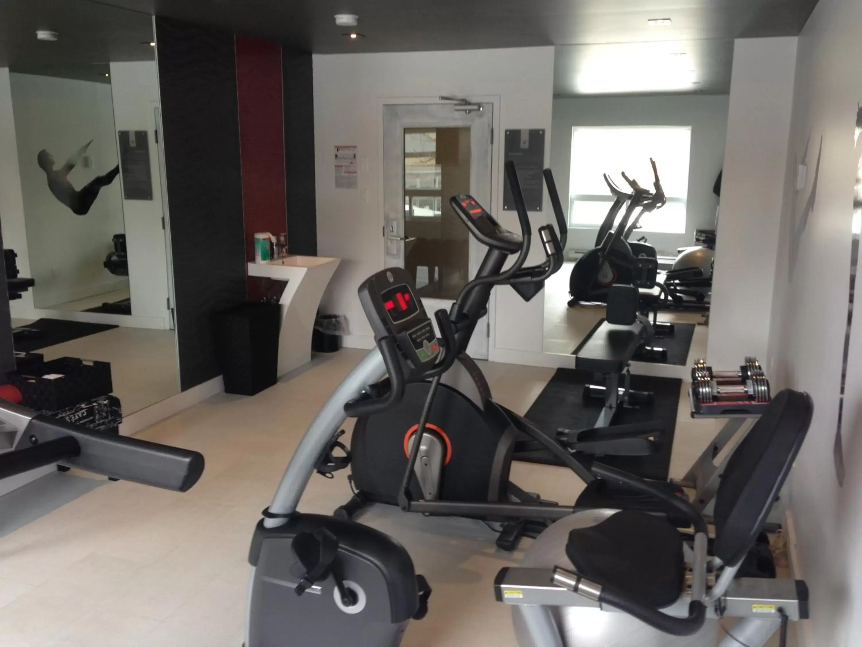 Day, Fitness Center/Facilities in Hotel V