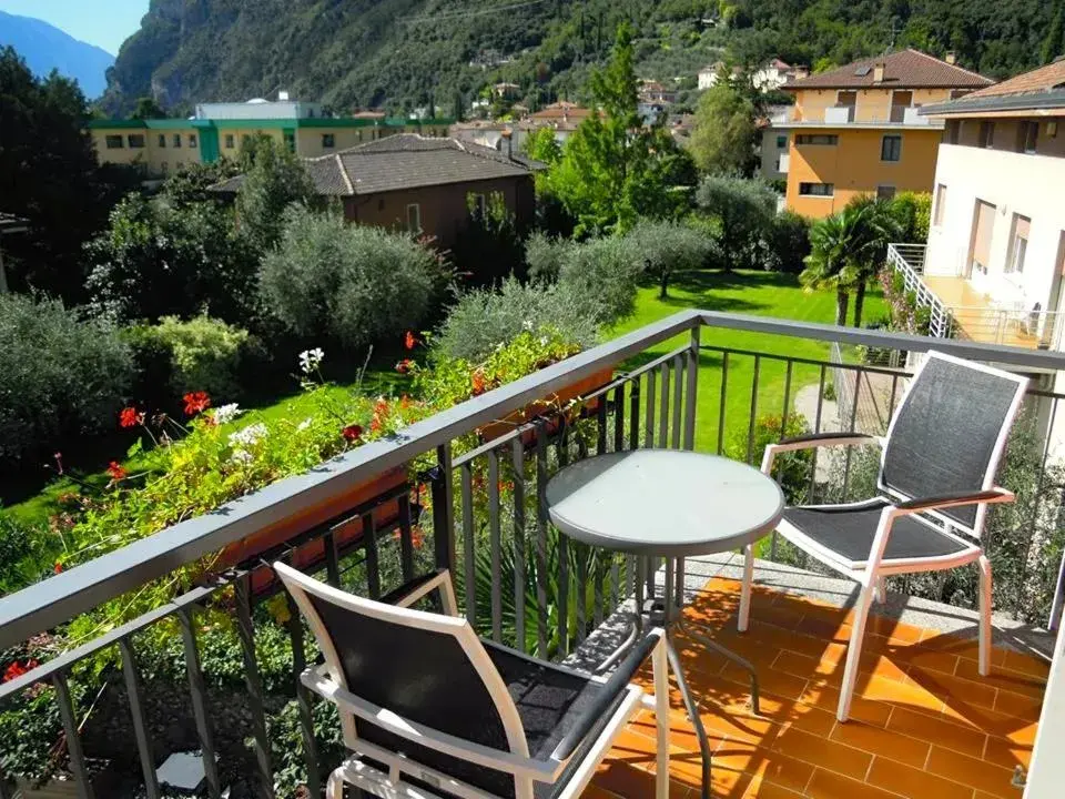 Day, Balcony/Terrace in Garni Hotello Sport And Relax