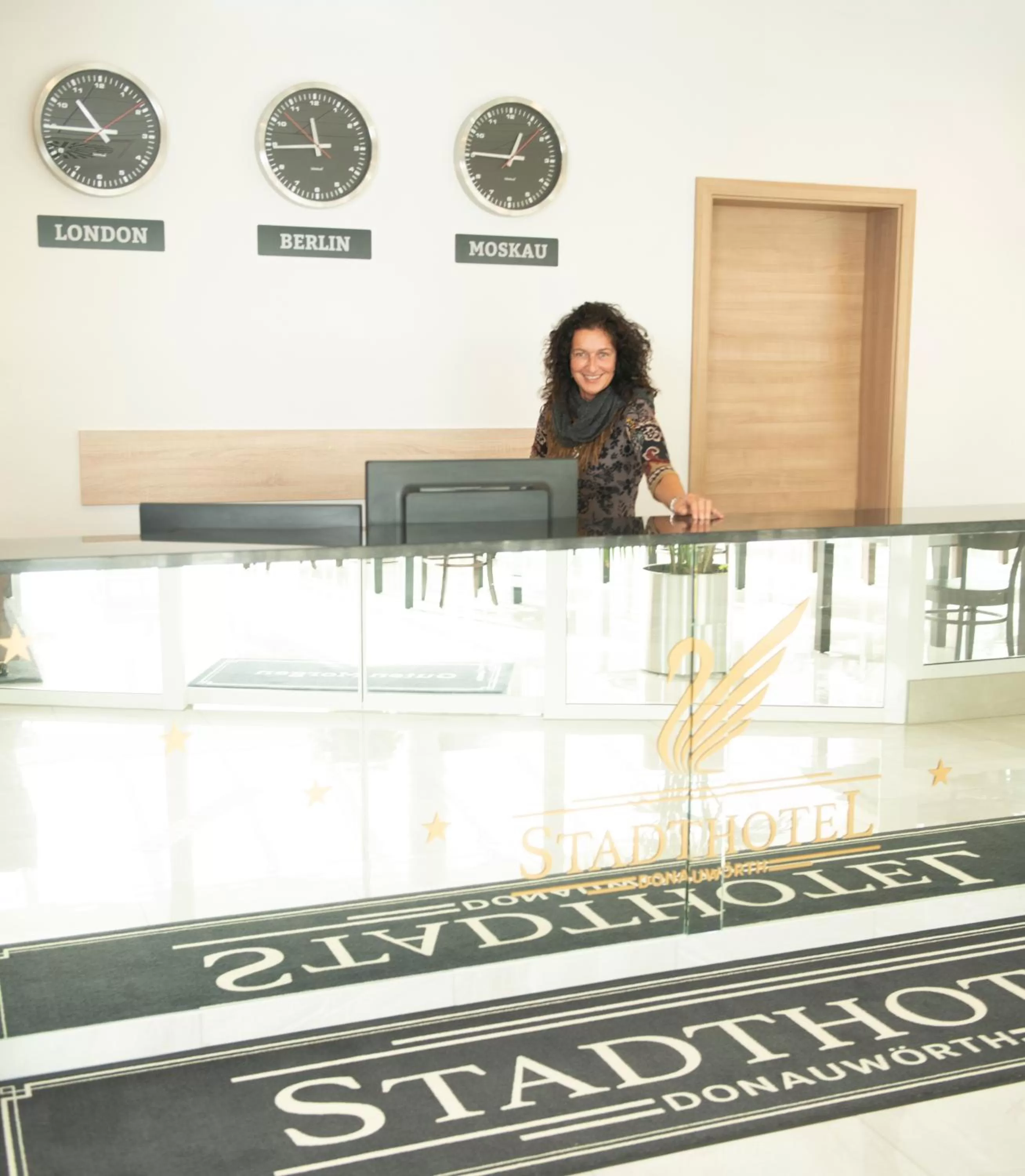 Lobby or reception in Stadthotel Donauwörth