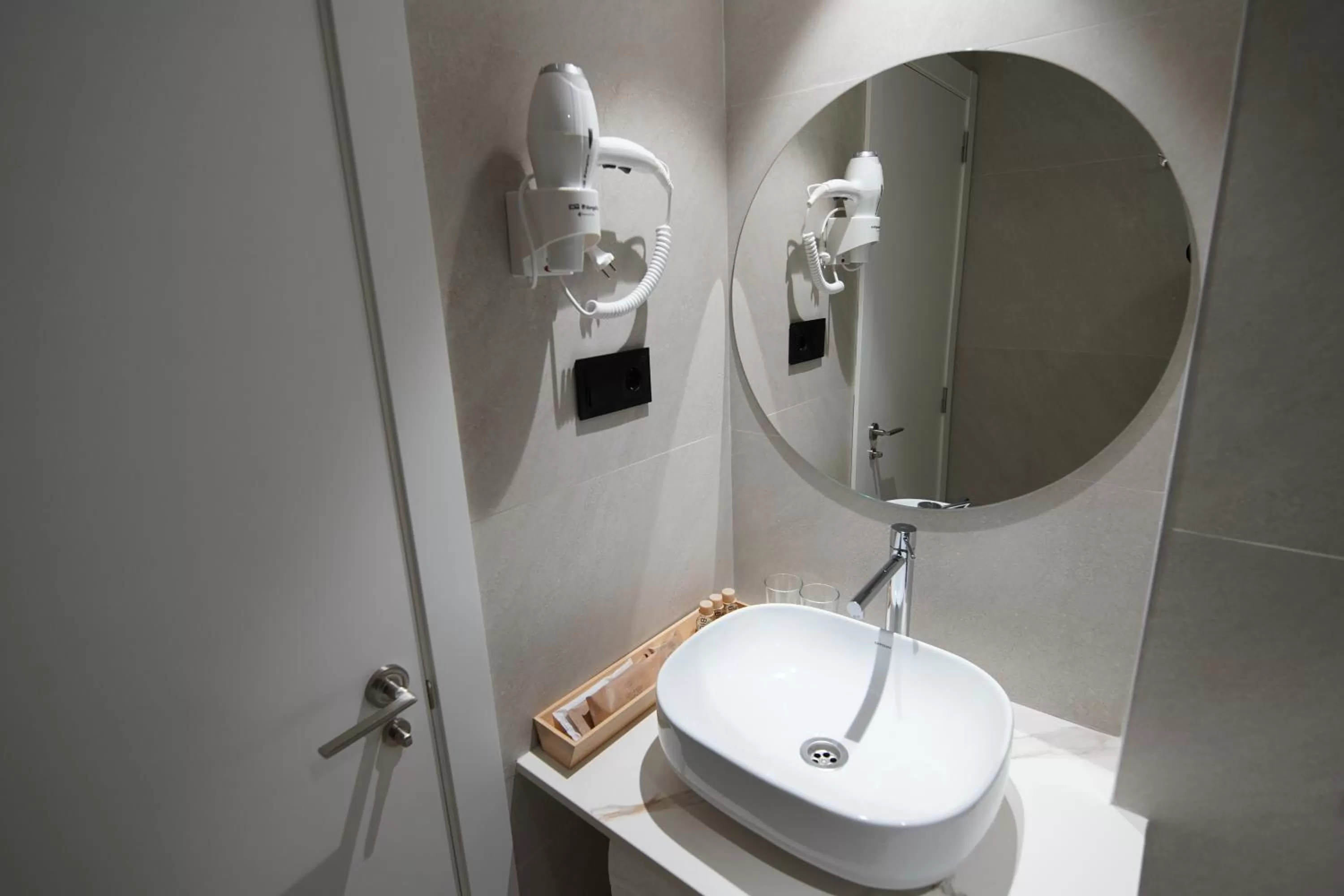 Bathroom in BET Apartments - Suites Puerto Valencia