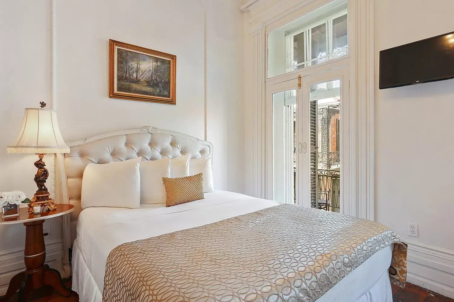 Bed in French Quarter Mansion