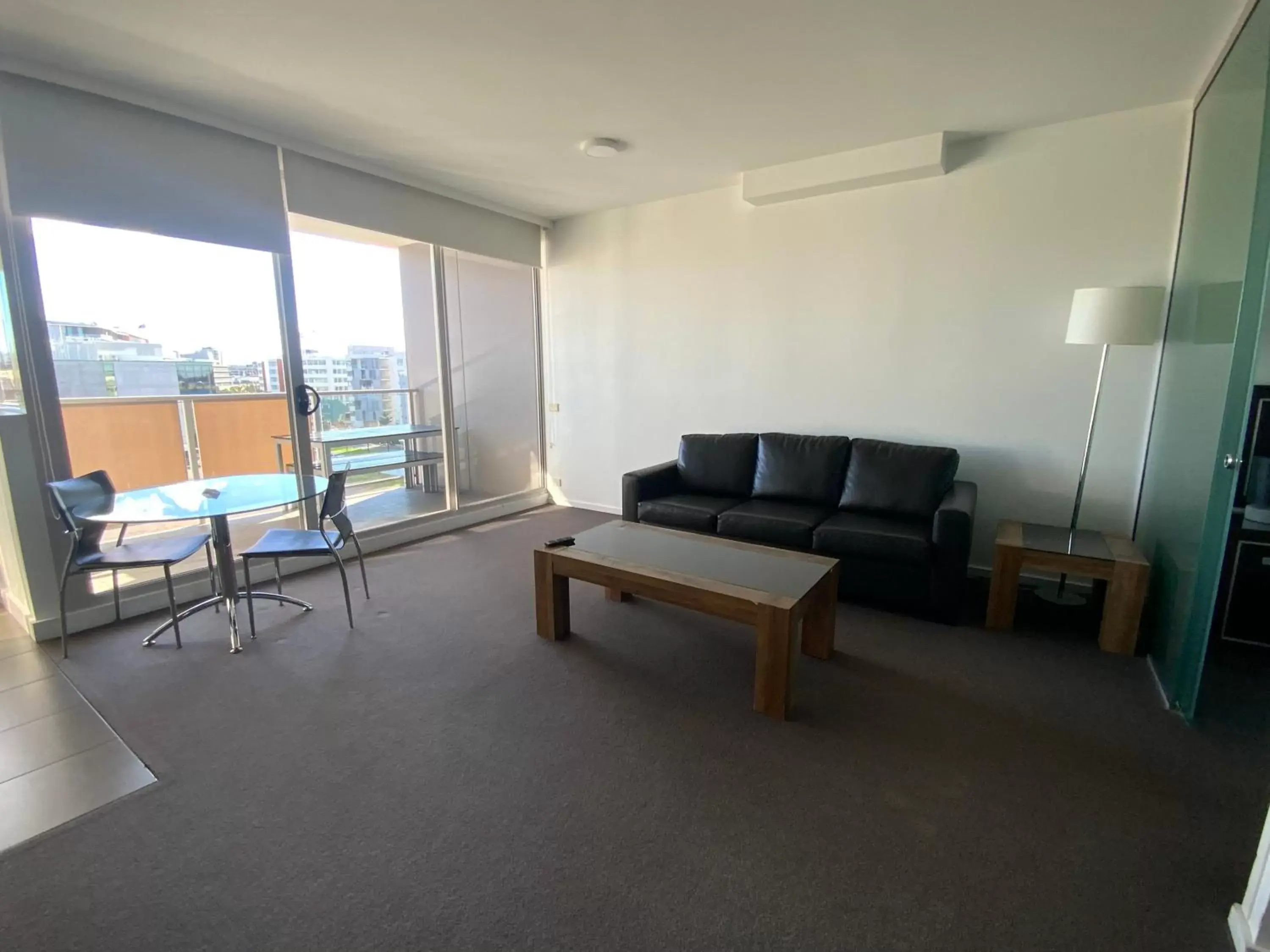 Living room, Seating Area in Honeysuckle Executive Apartments