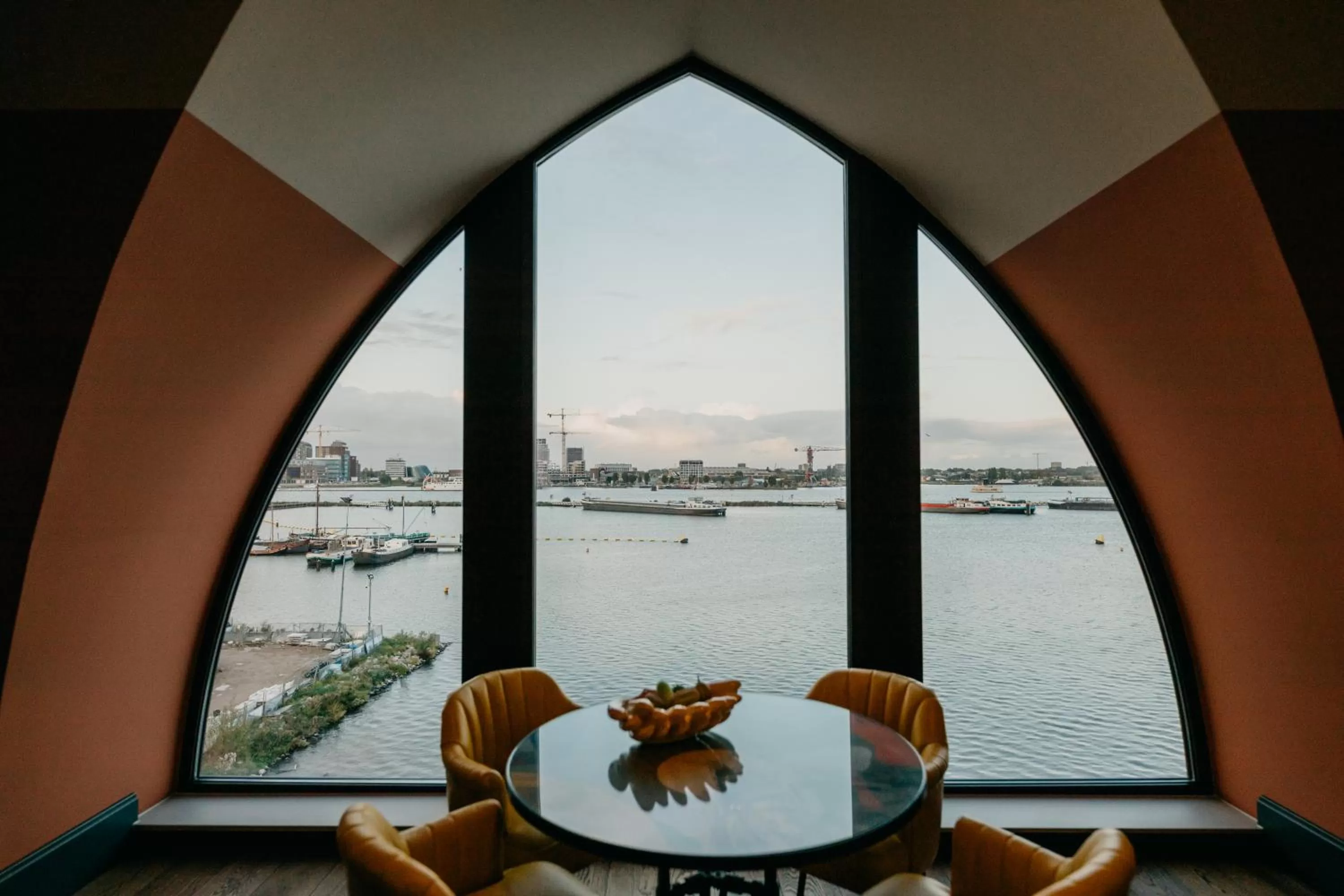 Suite with River View in The July - Boat & Co