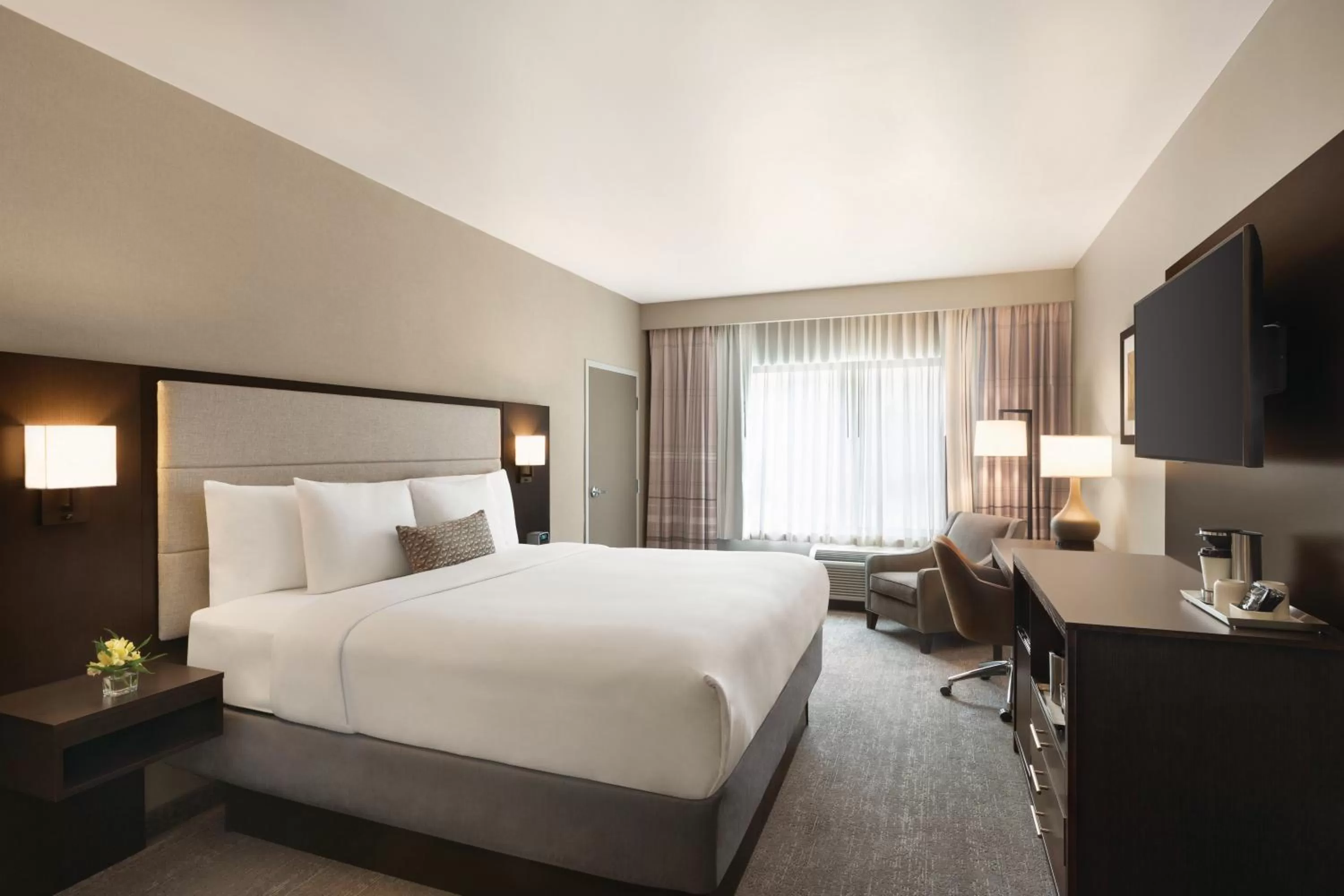 Bed in Radisson Hotel Oklahoma City Airport