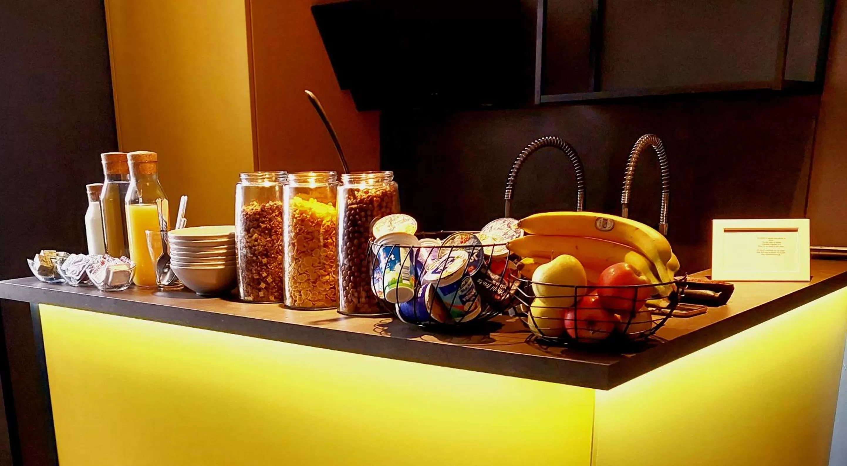 Kitchen or kitchenette in A8 b&b