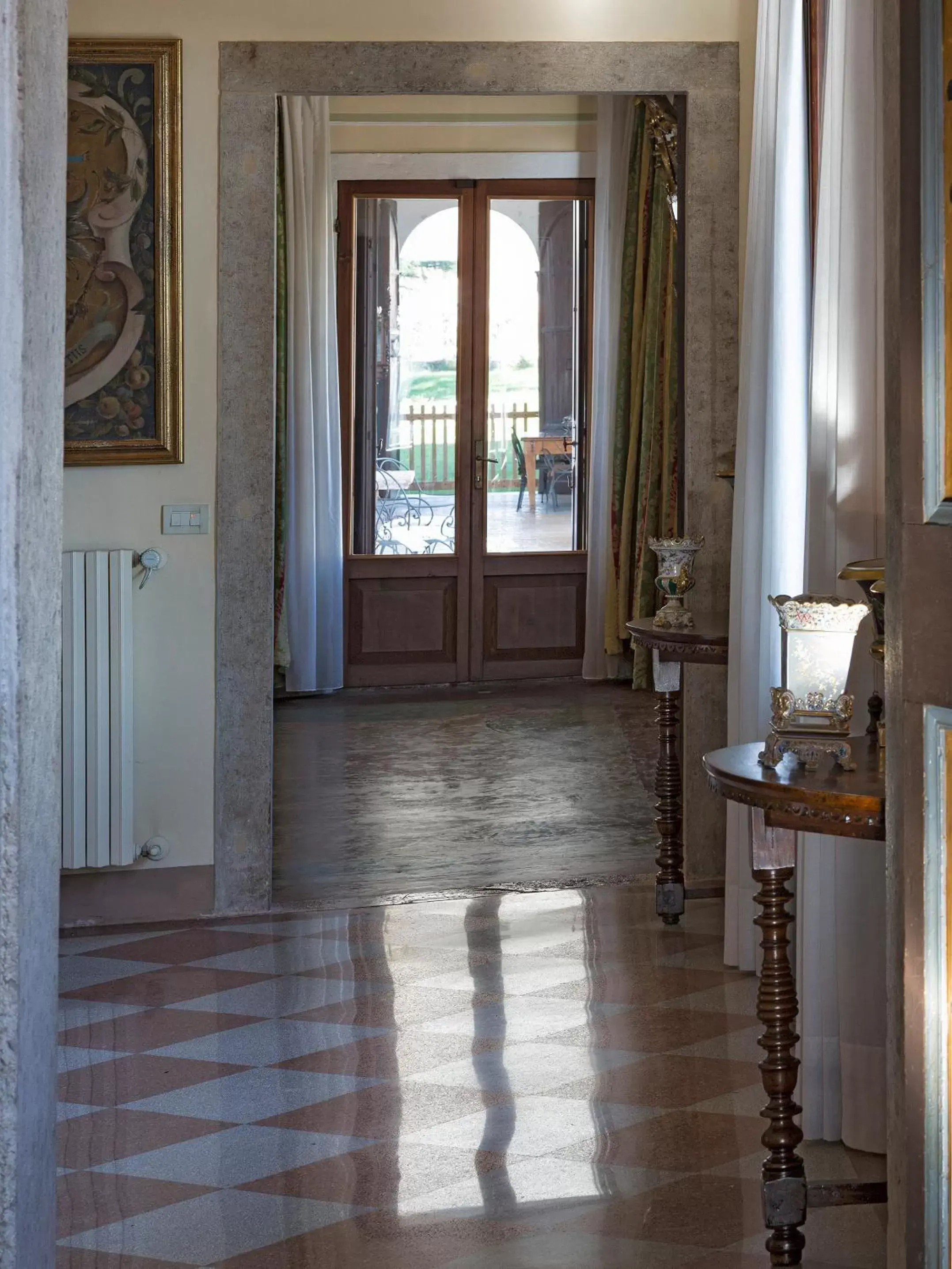 Facade/entrance in Villa Stecchini