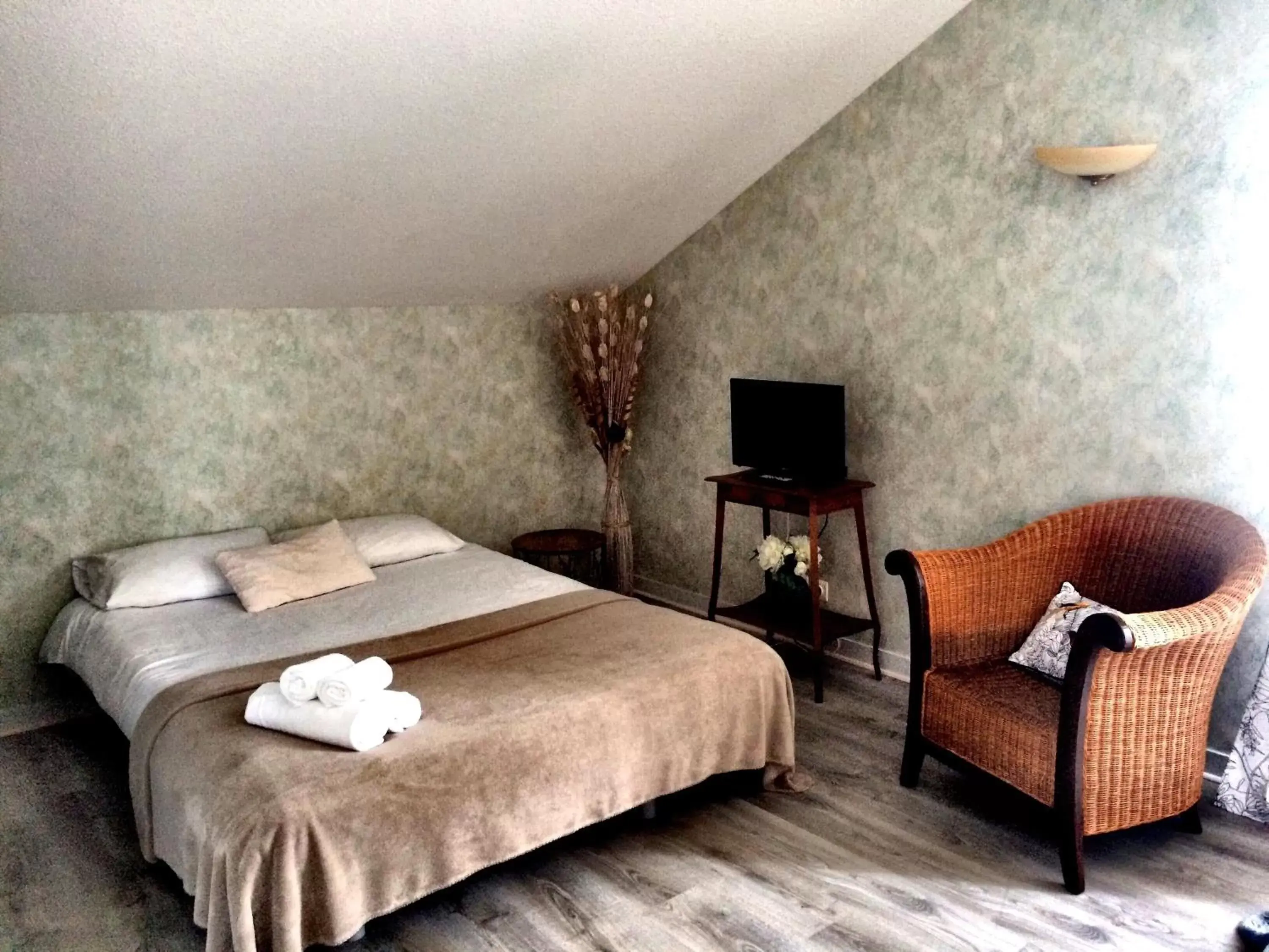 Bedroom in Domaine de Lascaux