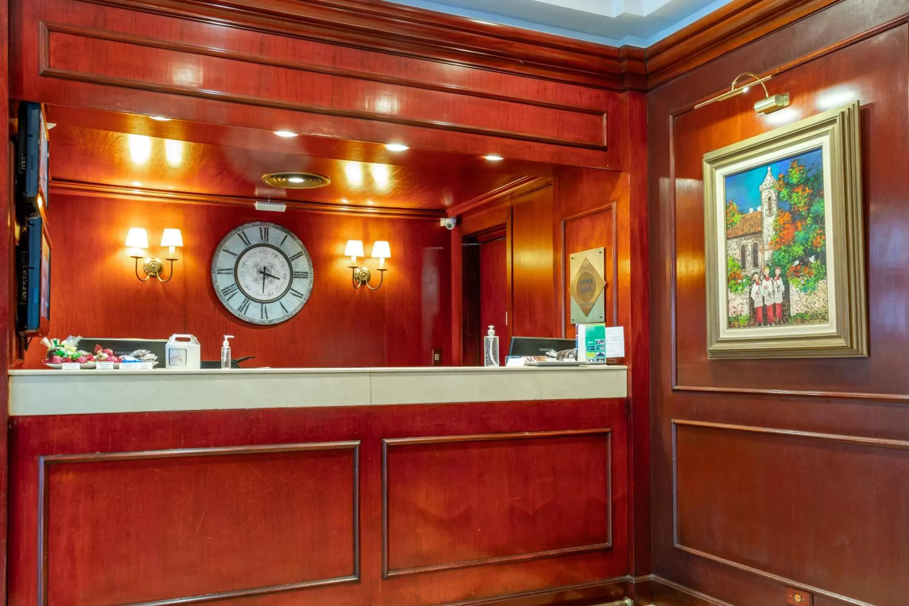 Lobby or reception in Lancaster Hotel by Castelo Itaipava Lobby or reception in Lancaster Hotel by Castelo Itaipava