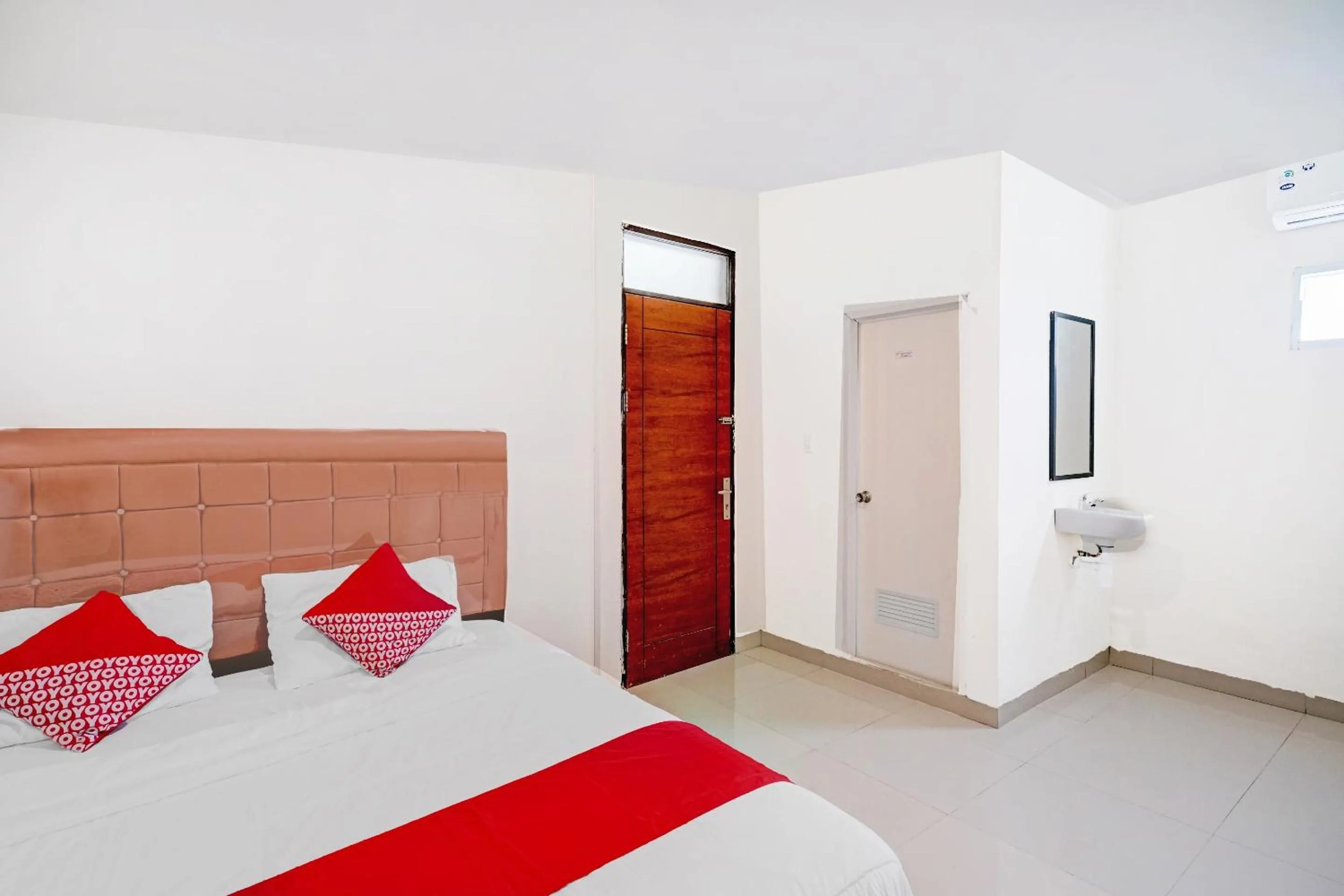 Standard Double Room in OYO 3051 Stm Suite