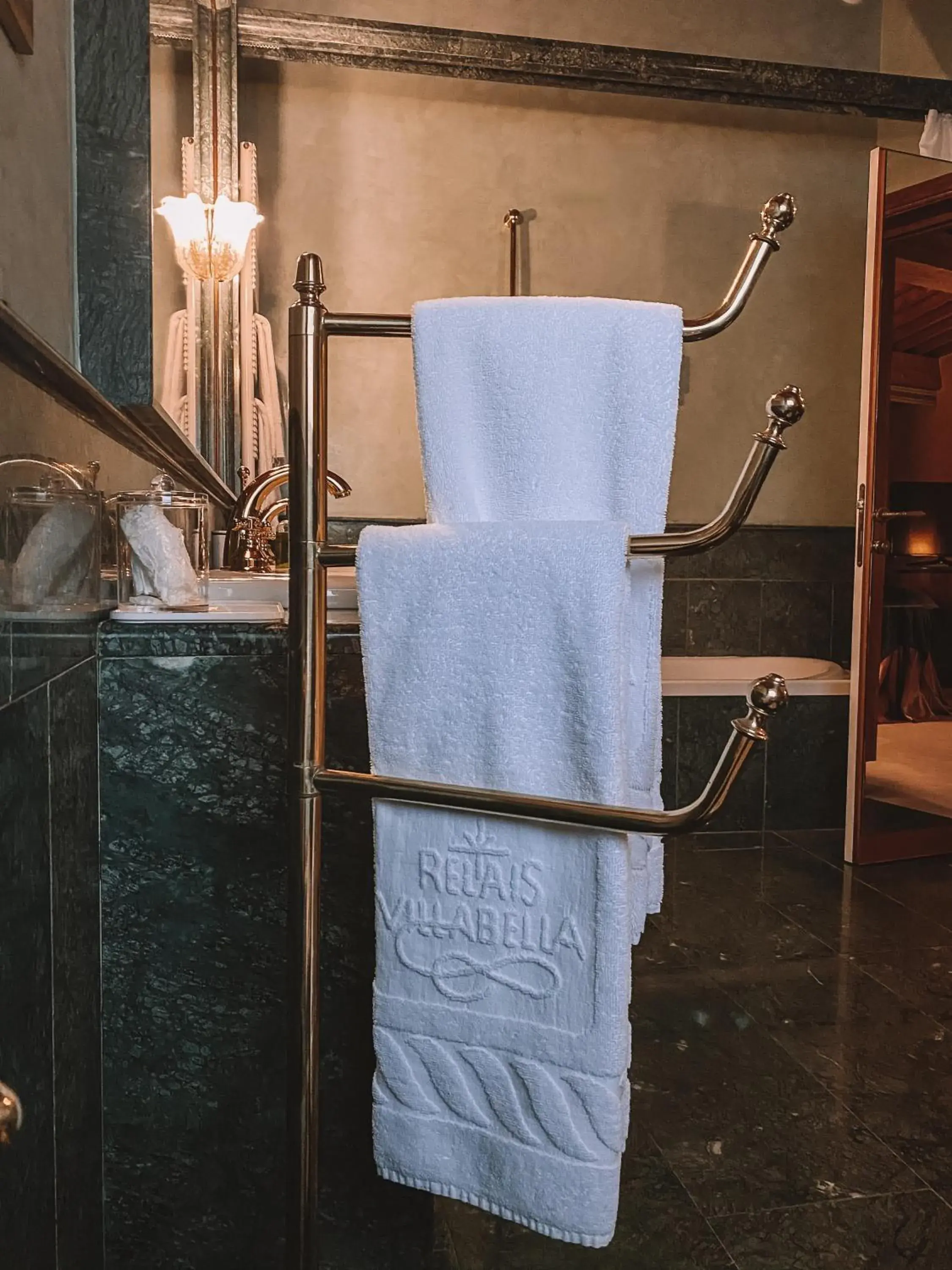 Bathroom in Hotel Relais