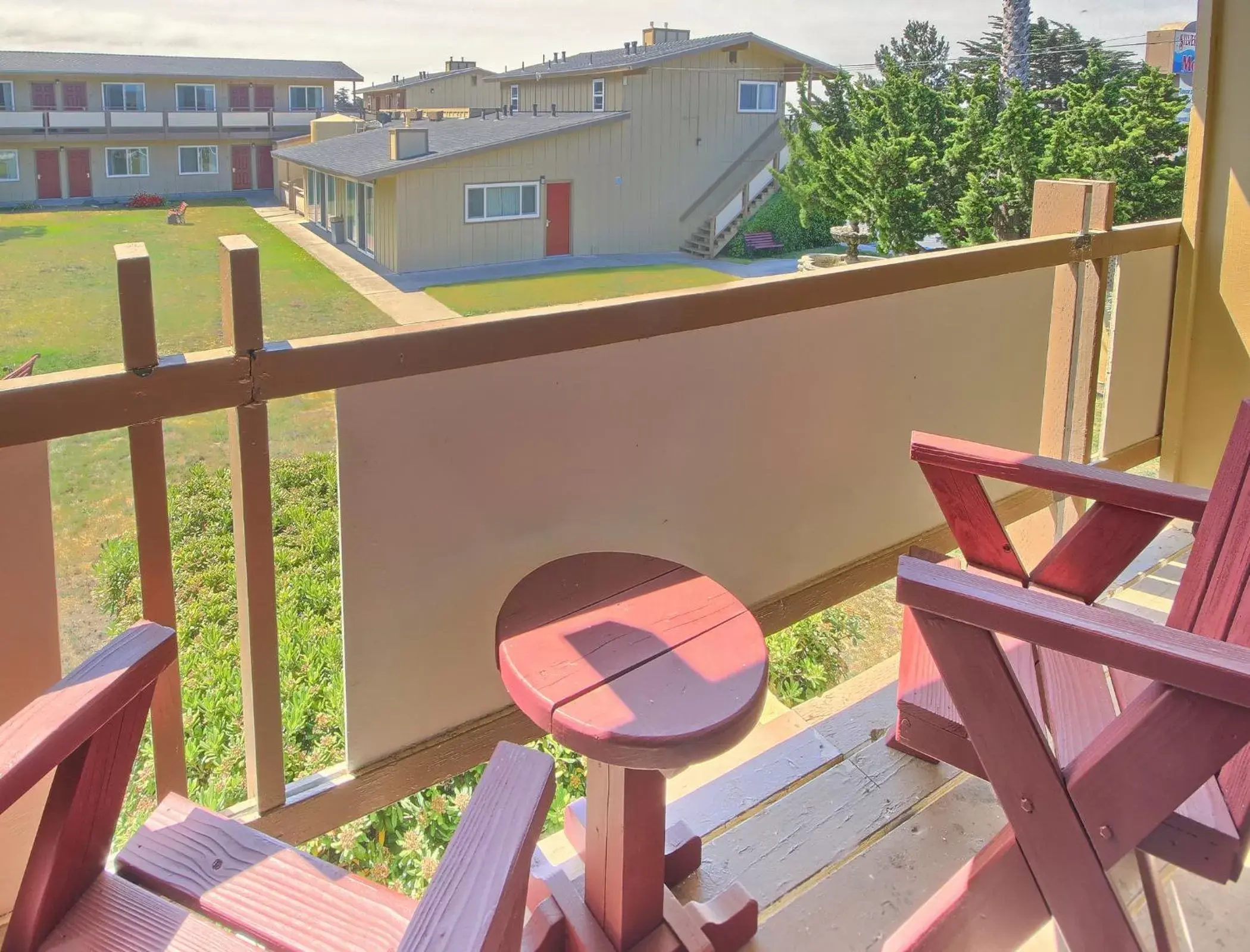 Balcony/Terrace in Silver Surf Motel