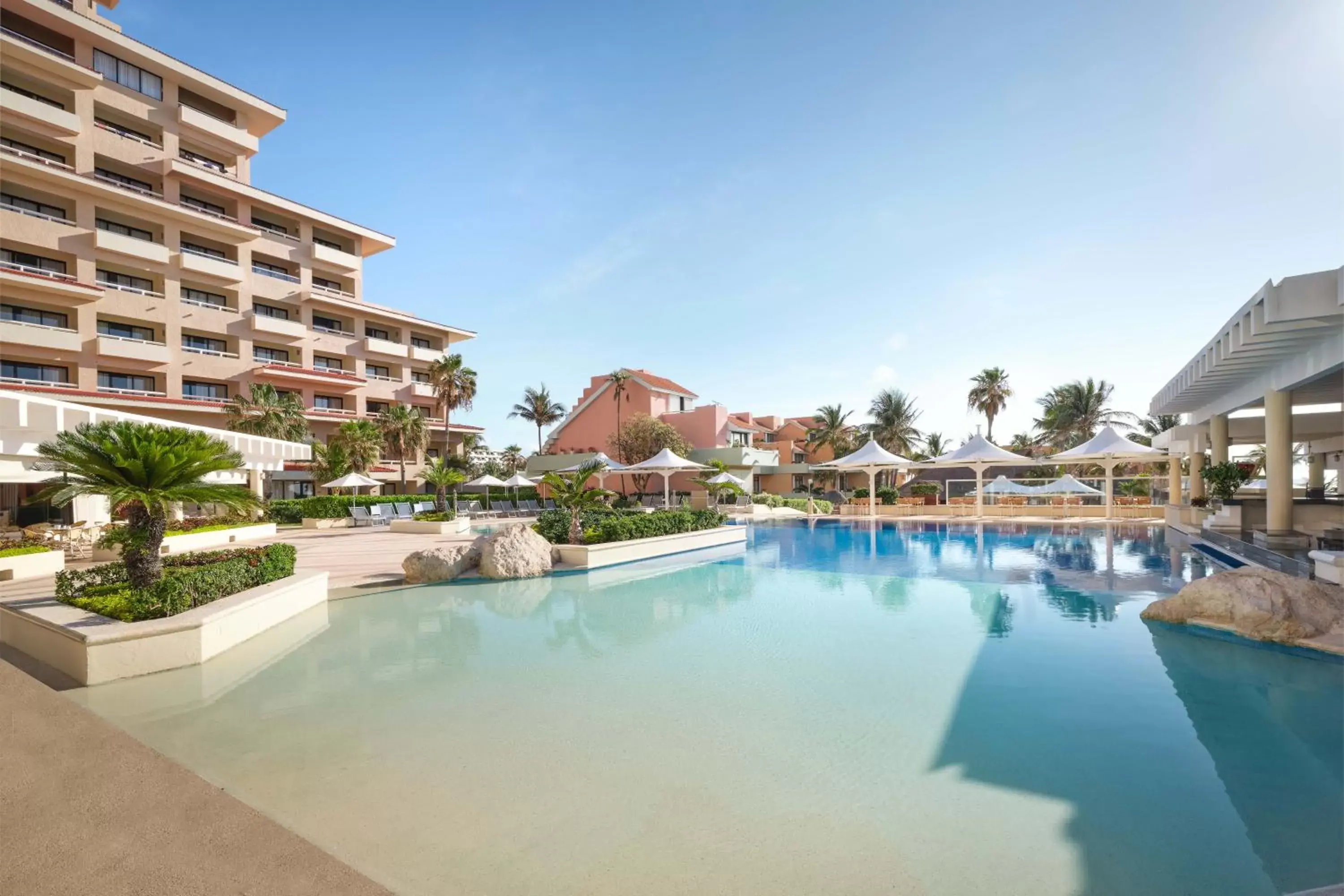 Pool view, Swimming Pool in Wyndham Grand Cancun All Inclusive Resort & Villas
