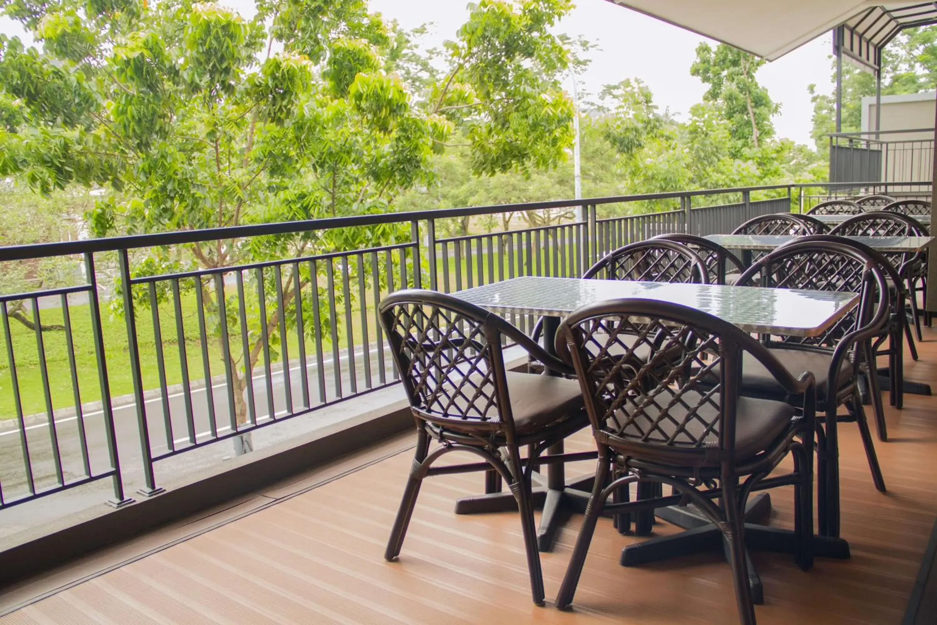 Restaurant/places to eat, Balcony/Terrace in Kana Citra Guest House