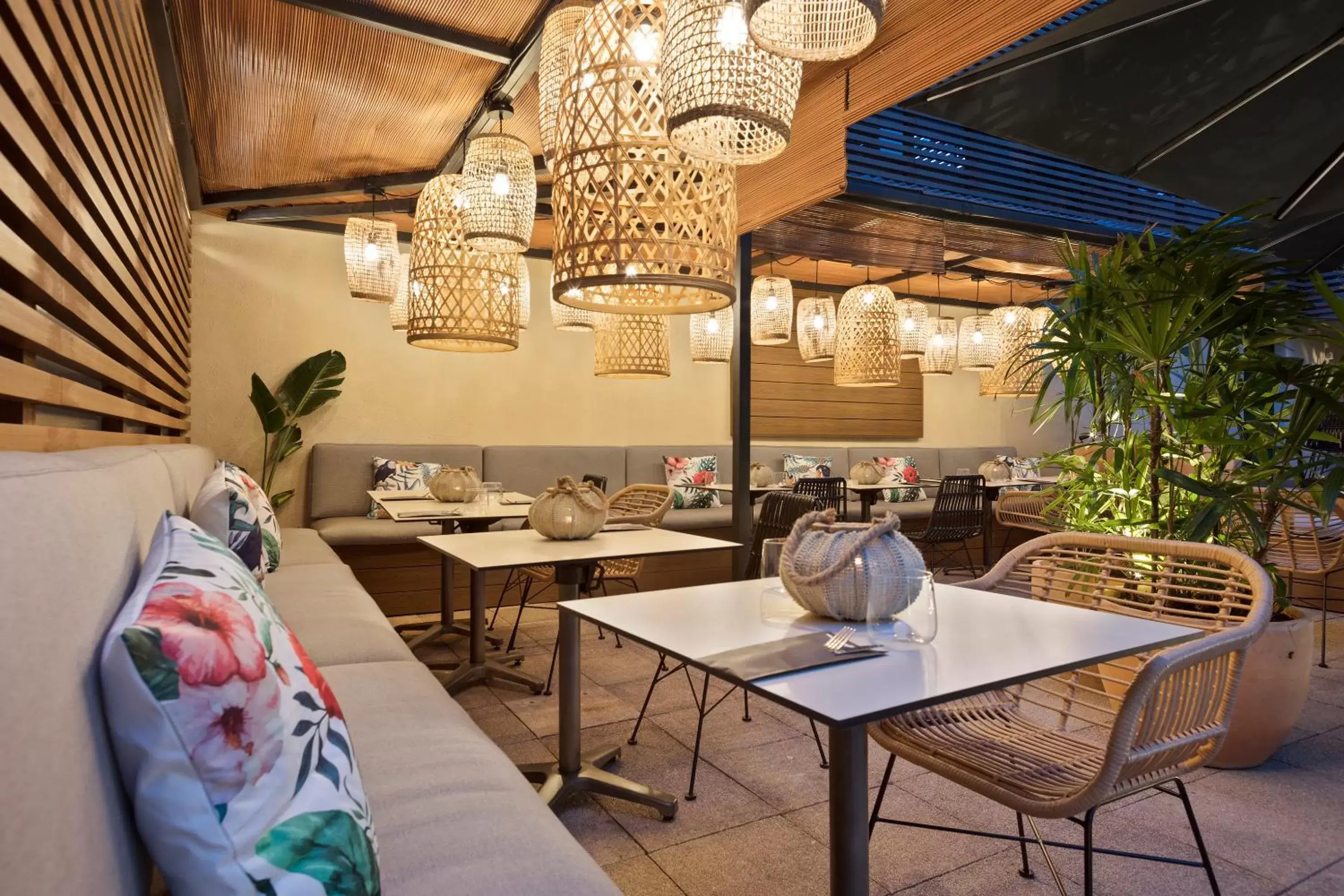 Restaurant/places to eat in INNSiDE by Meliá Barcelona Apolo Restaurant/places to eat in INNSiDE by Meliá Barcelona Apolo