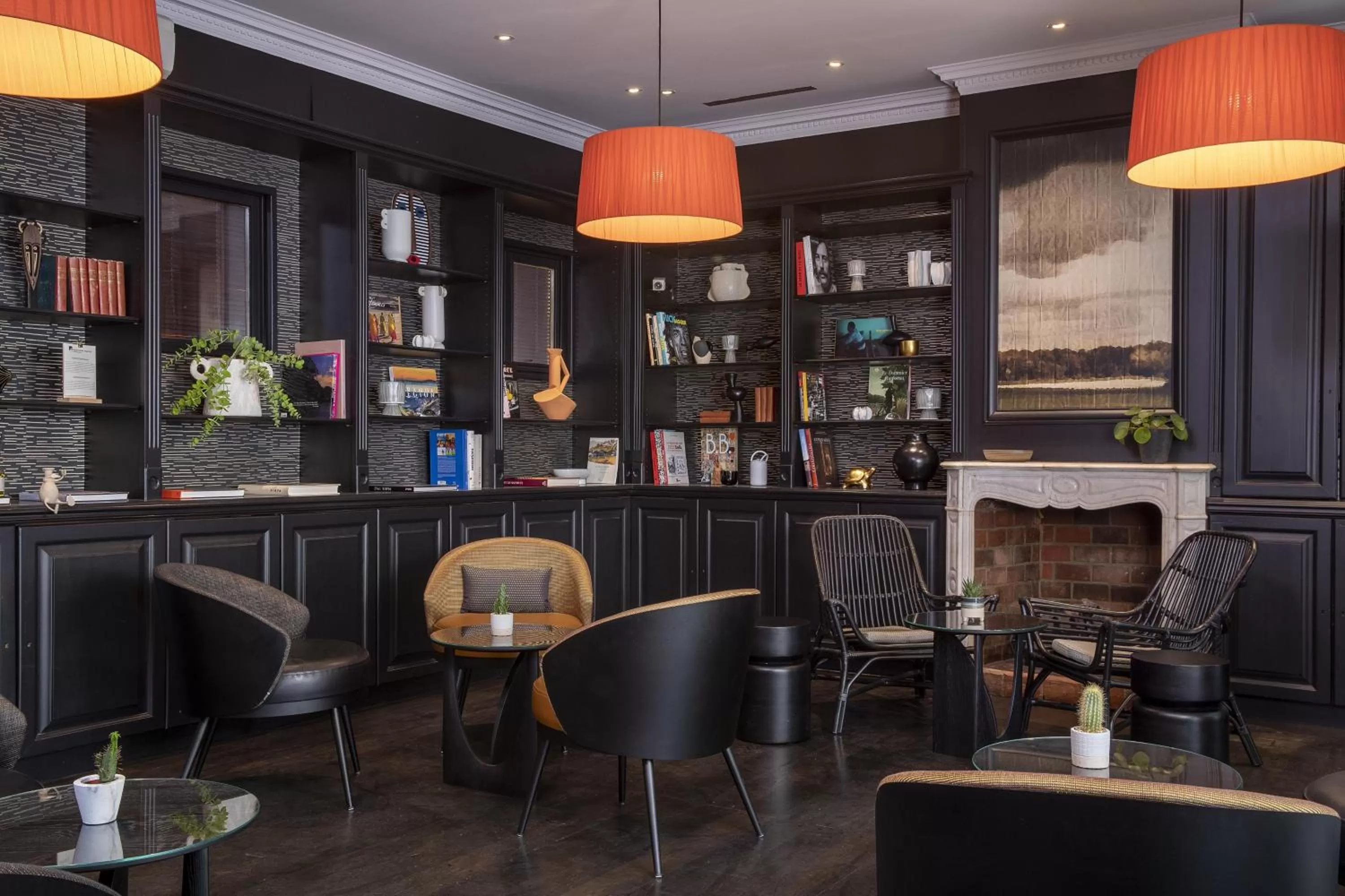 Library in Hôtel Elysées Régencia