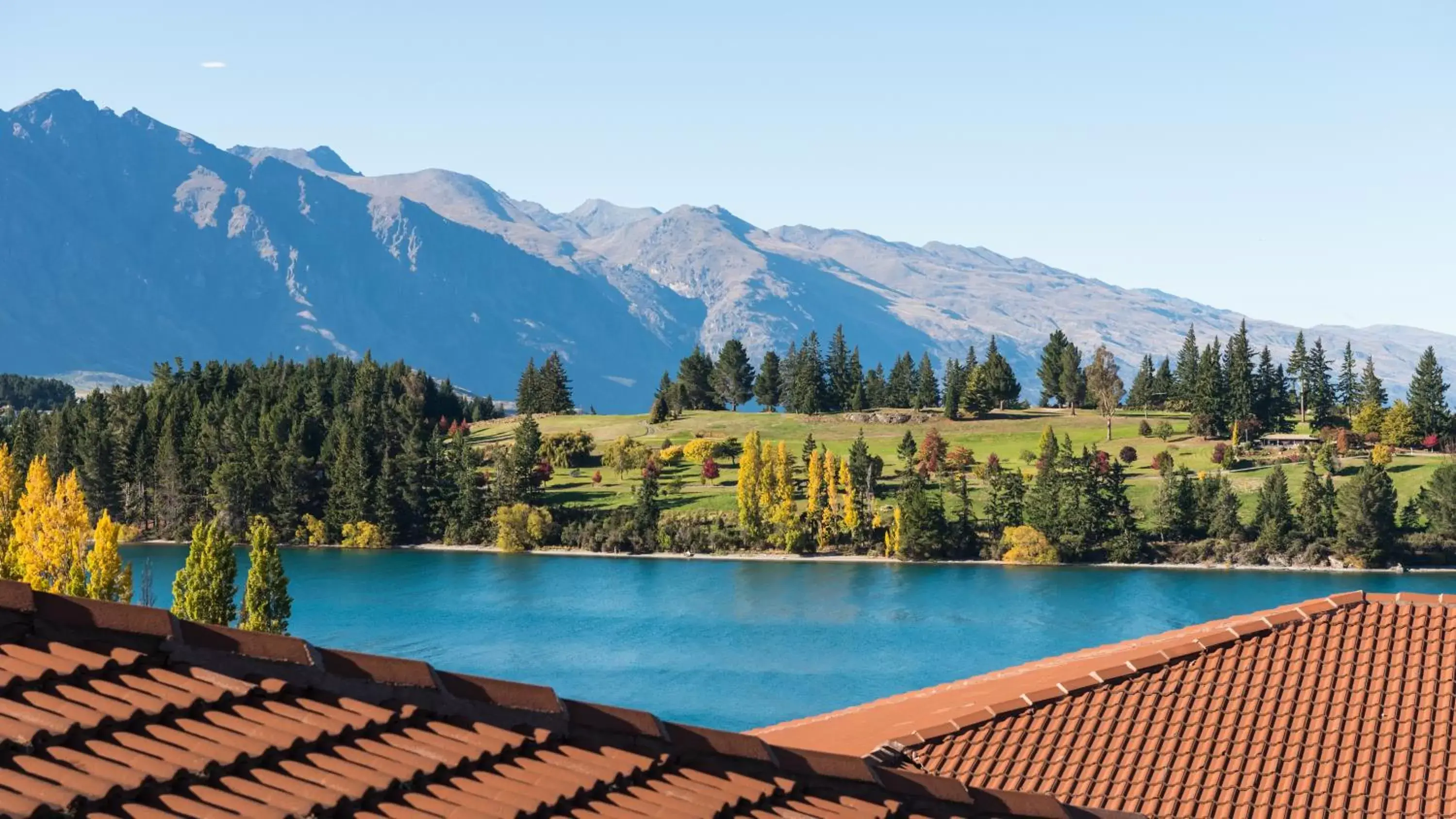 Lake view, Swimming Pool in Copthorne Hotel & Resort Lakefront Queenstown