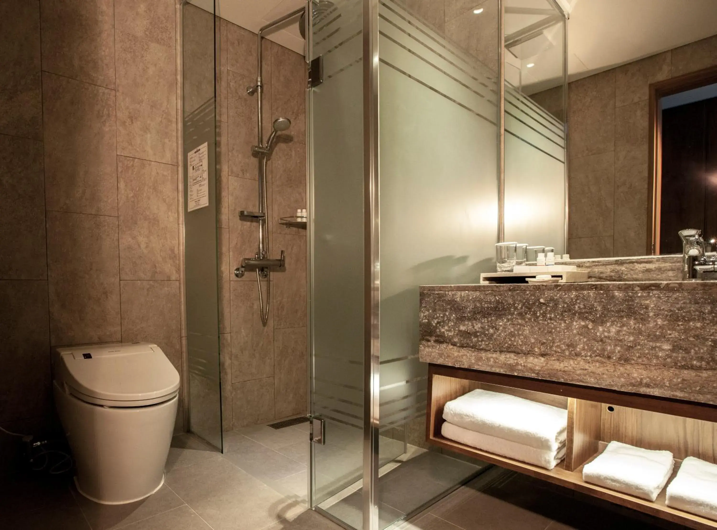 Toilet, Bathroom in Grabel Hotel