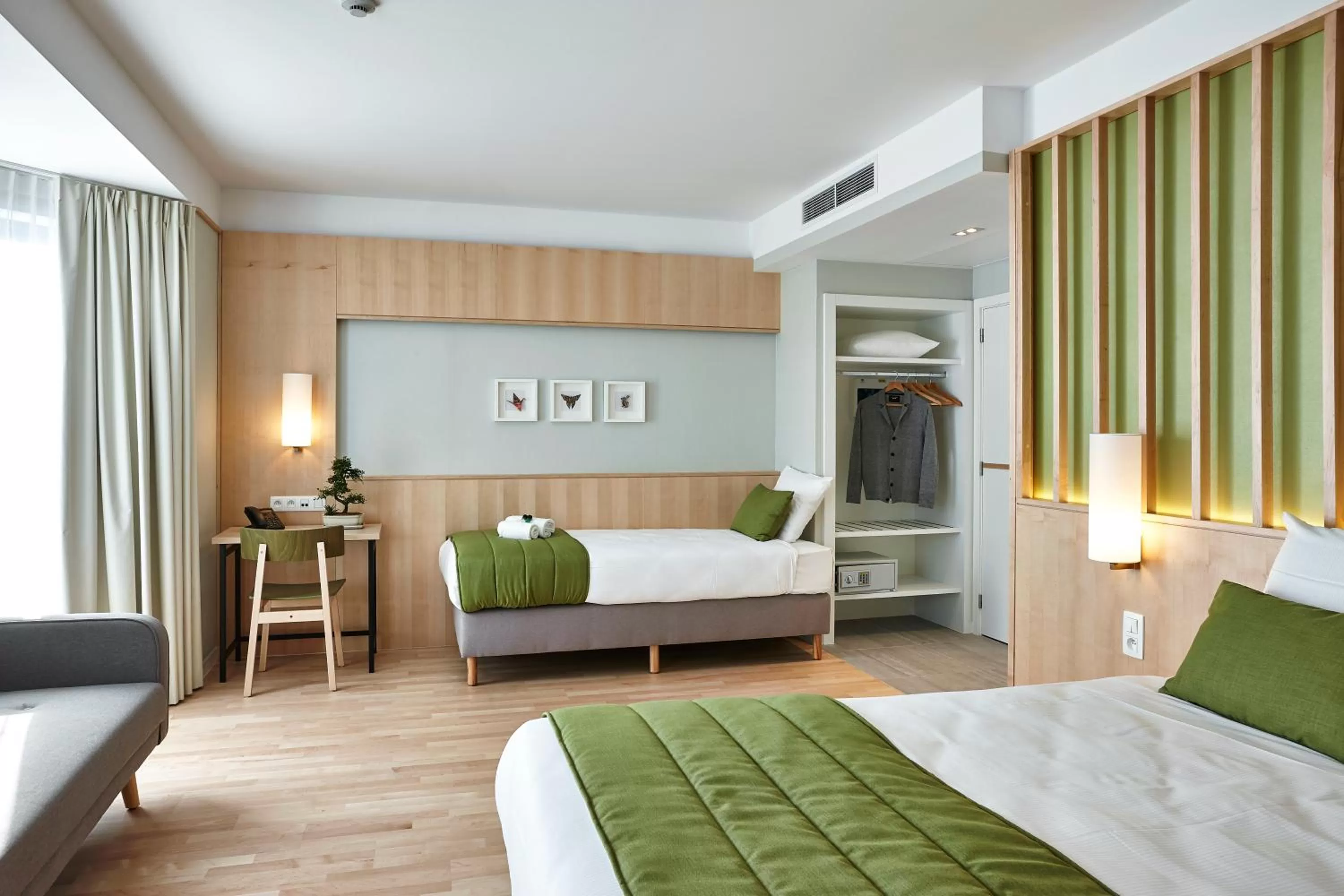 Photo of the whole room, Bed in Yadoya Hotel