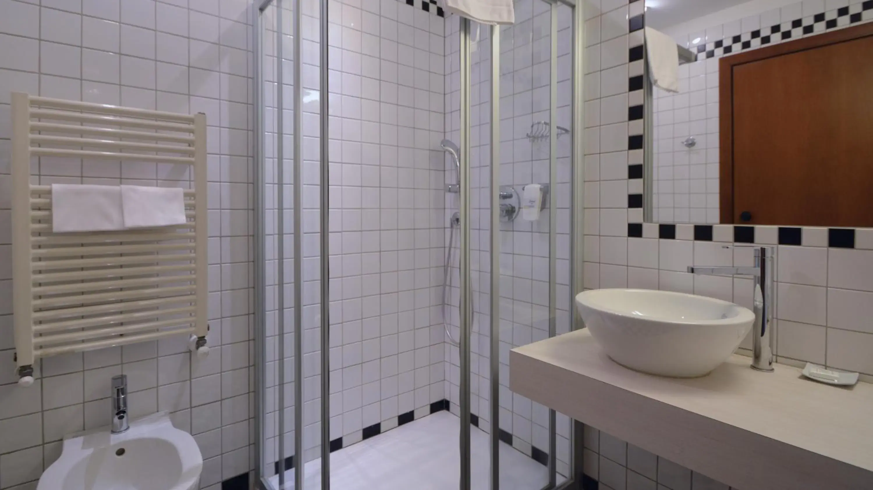 Shower, Bathroom in Best Western Hotel Crimea