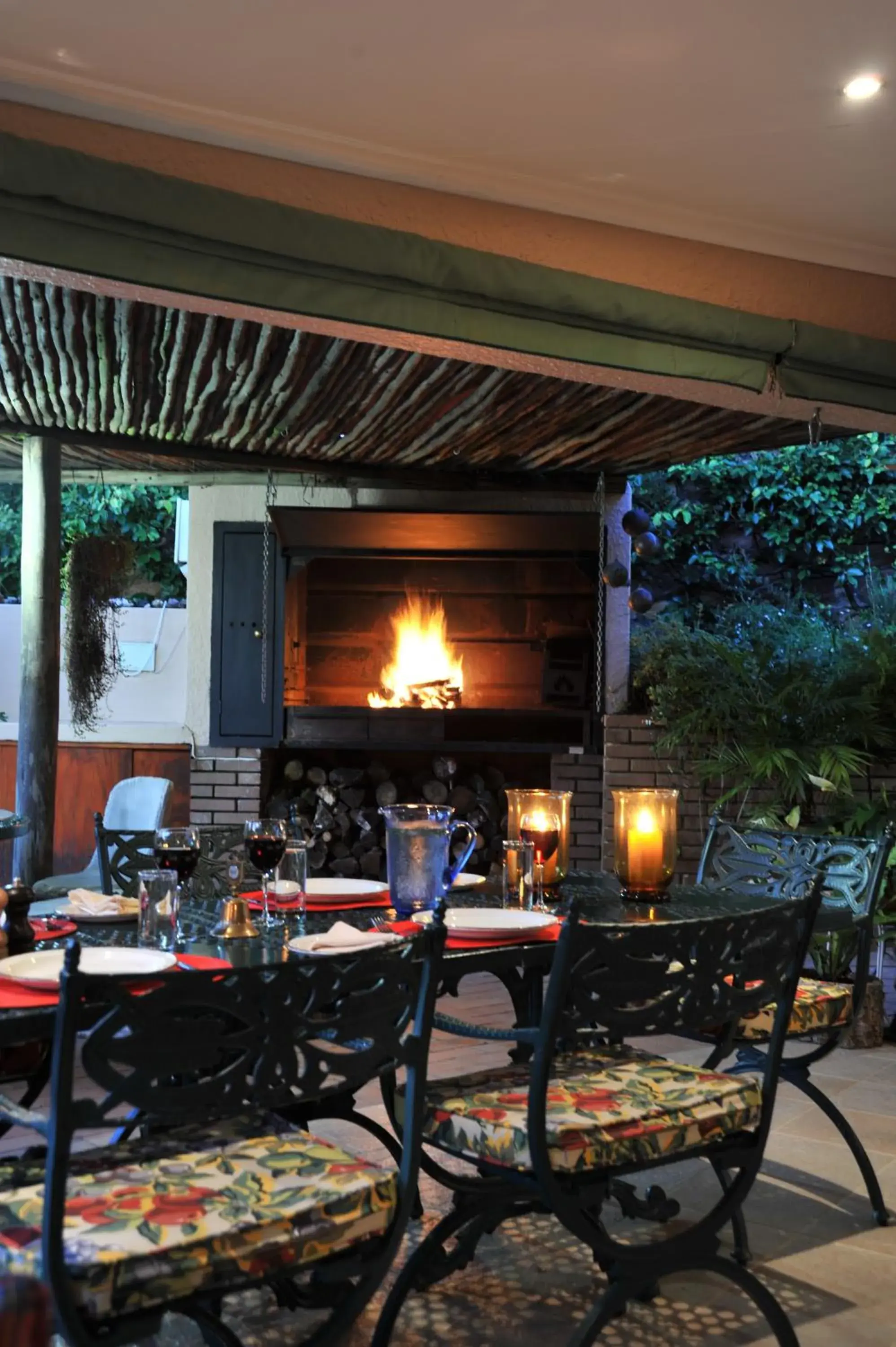 Patio, Restaurant/Places to Eat in Claires of Sandton Luxury Guest House