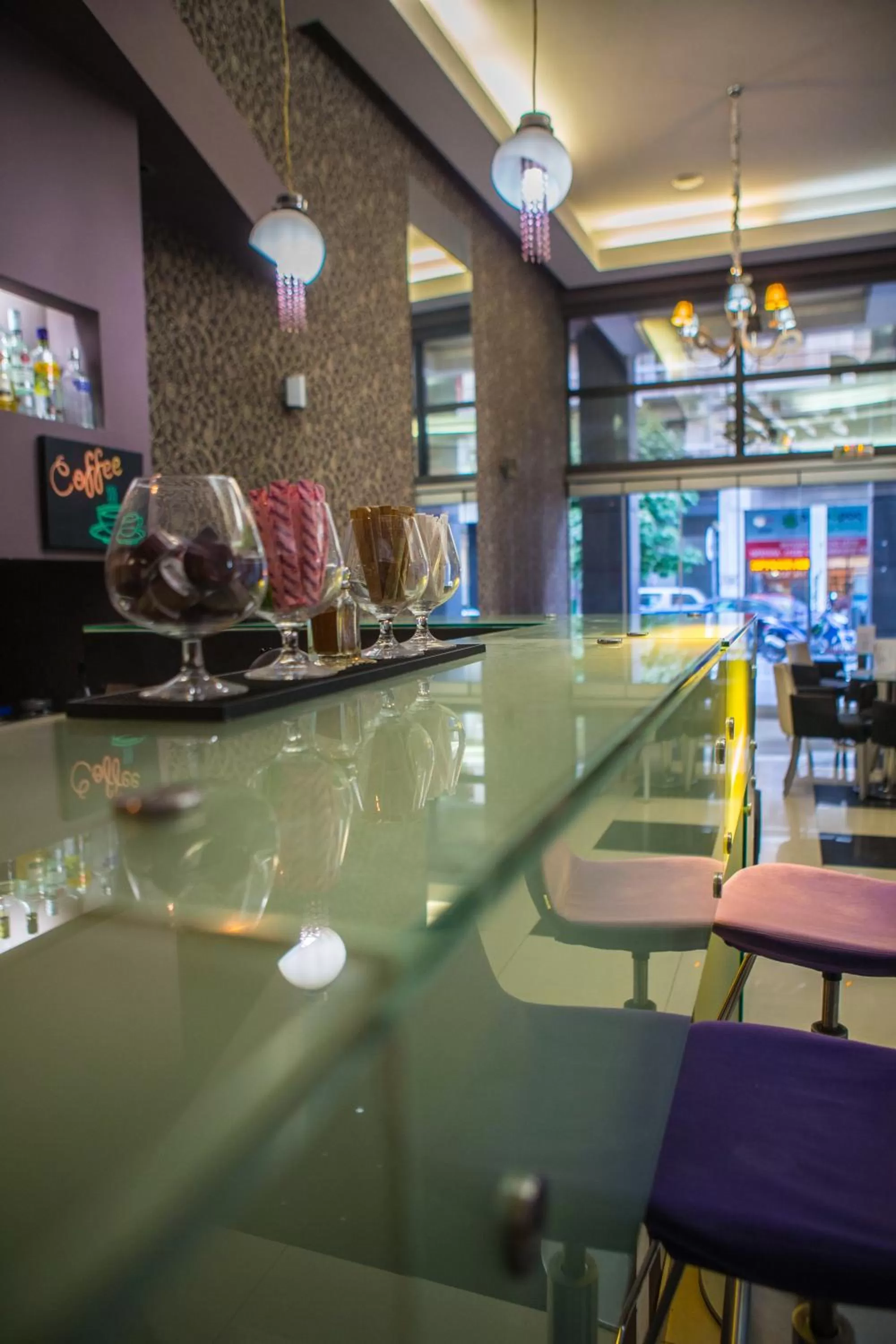 Lounge or bar in Metropolitan