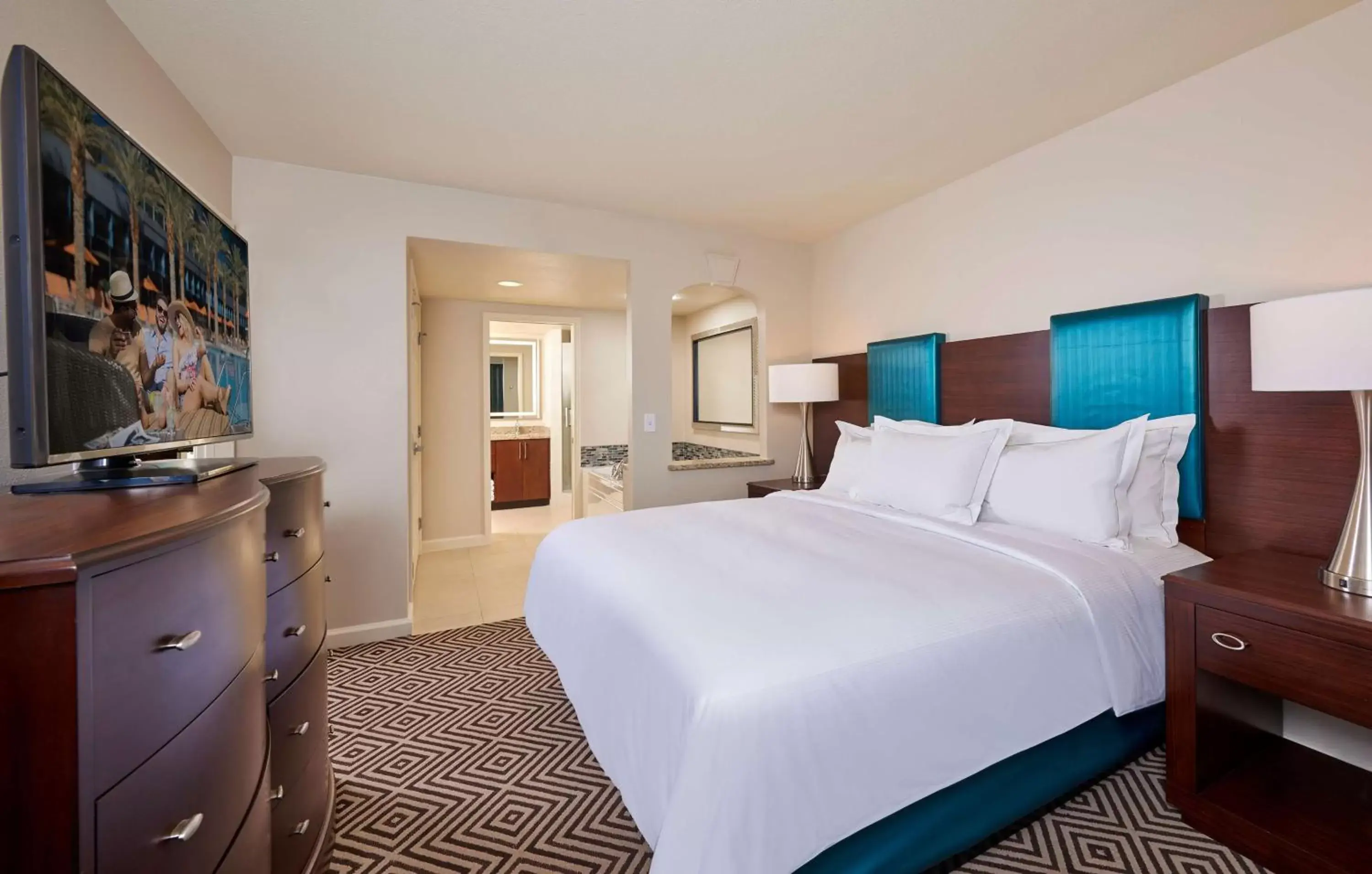 Bed in Hilton Grand Vacations Club Paradise Las Vegas