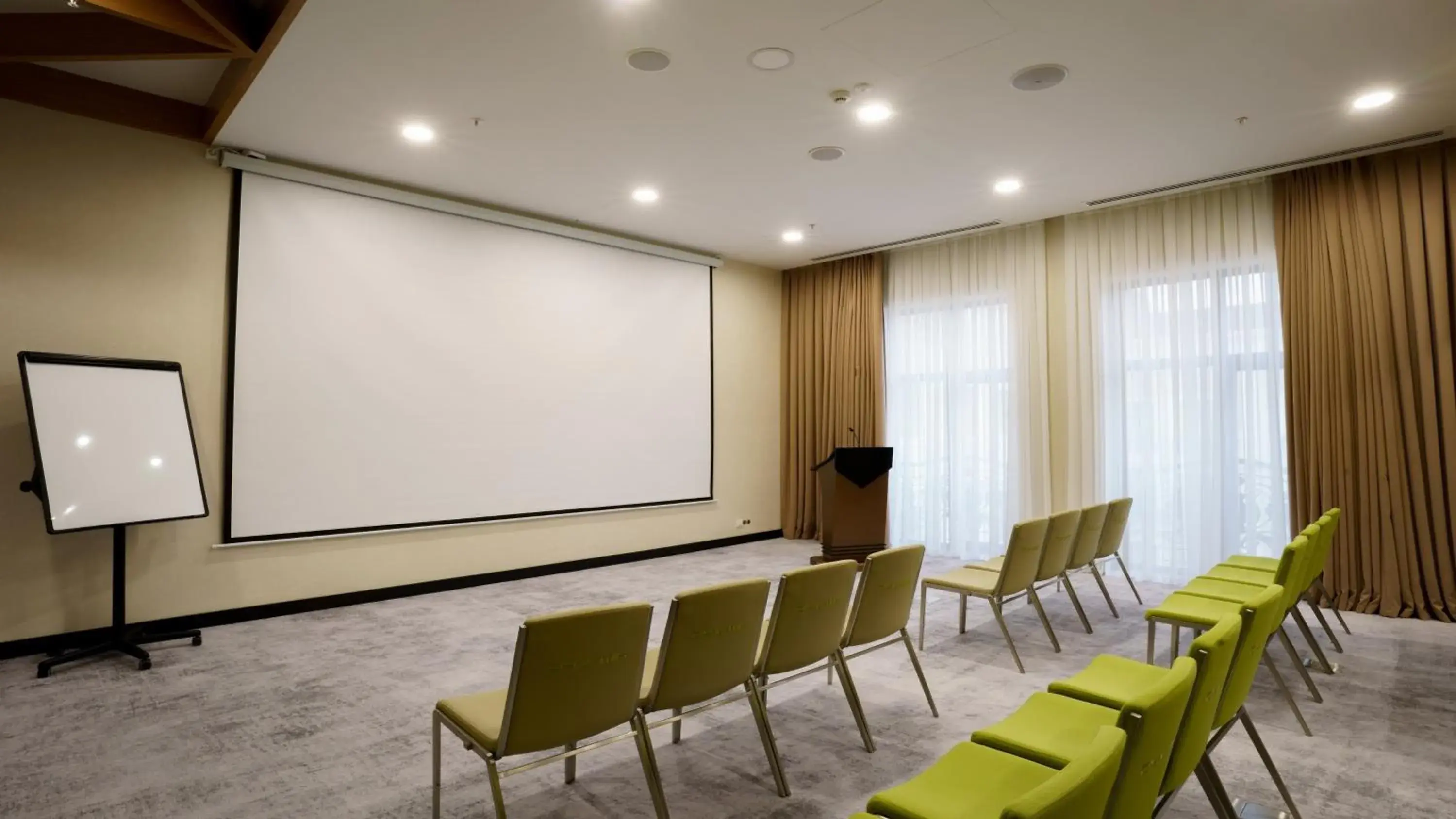 Meeting/conference room, Business Area/Conference Room in Holiday Inn Tashkent City, an IHG Hotel