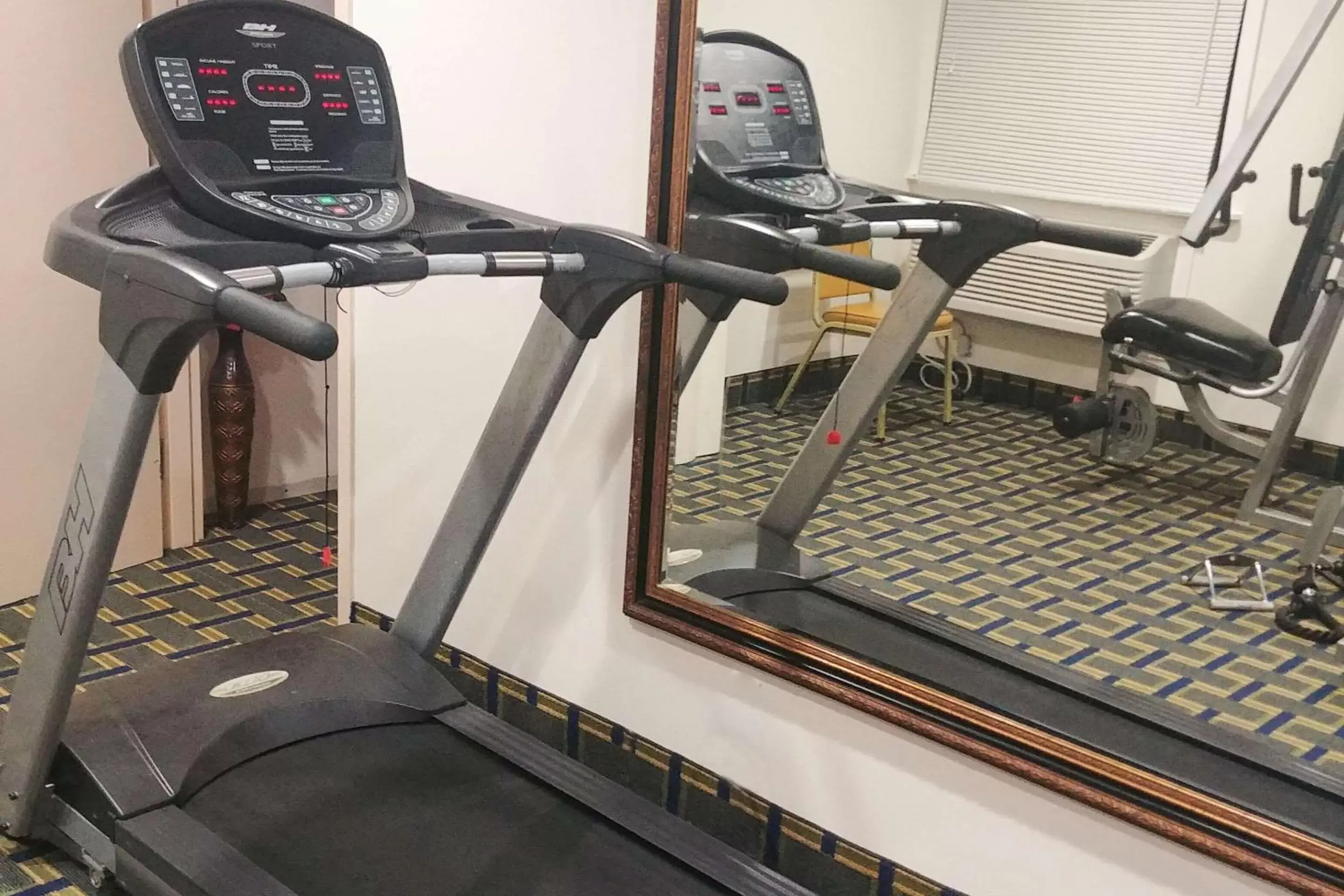 Fitness centre/facilities, Fitness Center/Facilities in Econo Lodge Milldale-Southington