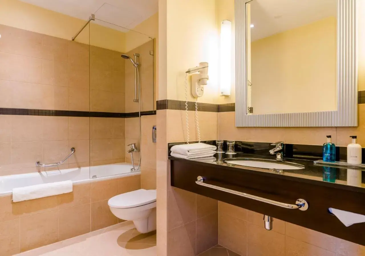 Bathroom in Hotel Polonia Palace