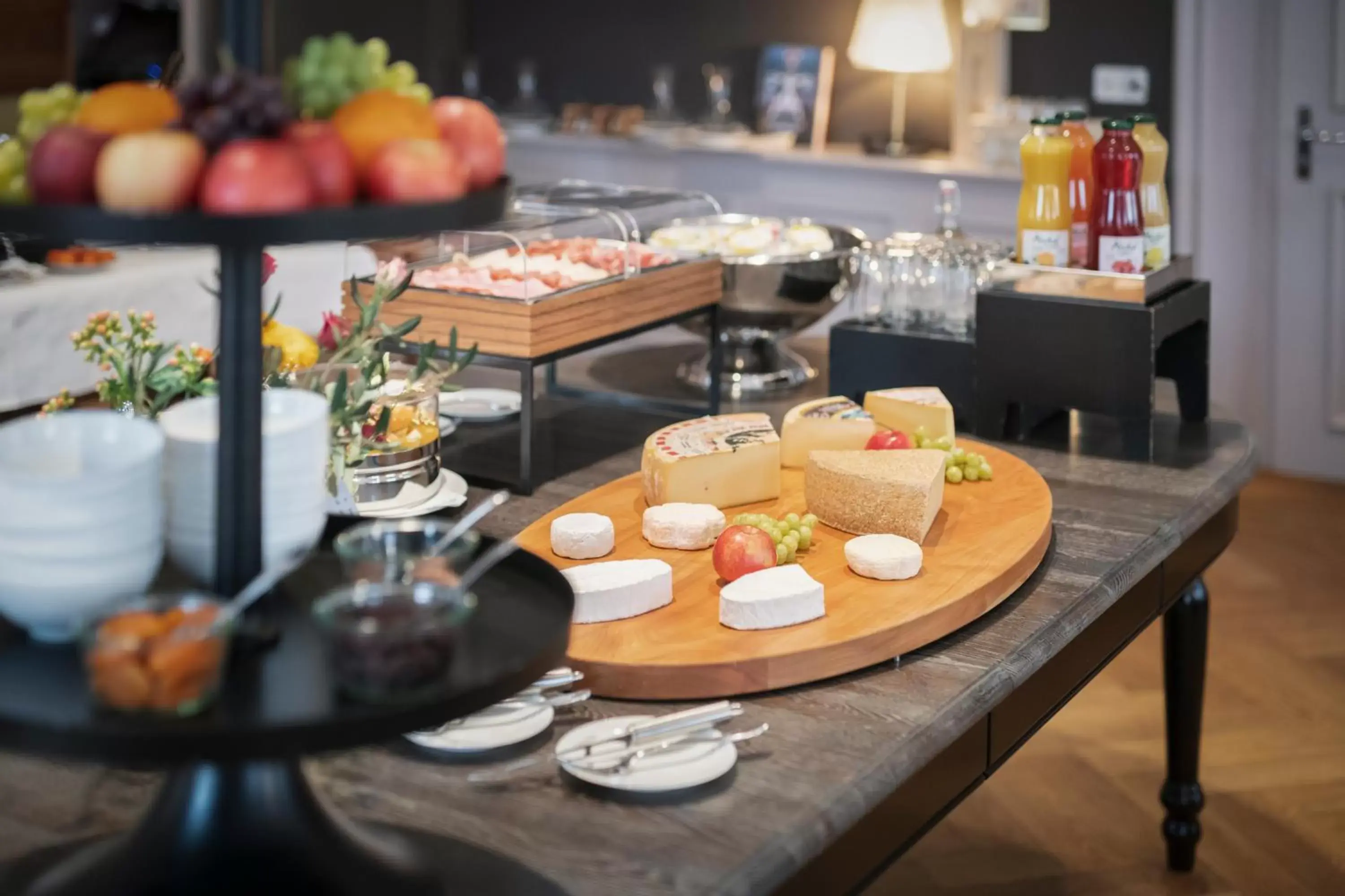 Buffet breakfast in Boutique Hotel La Couronne